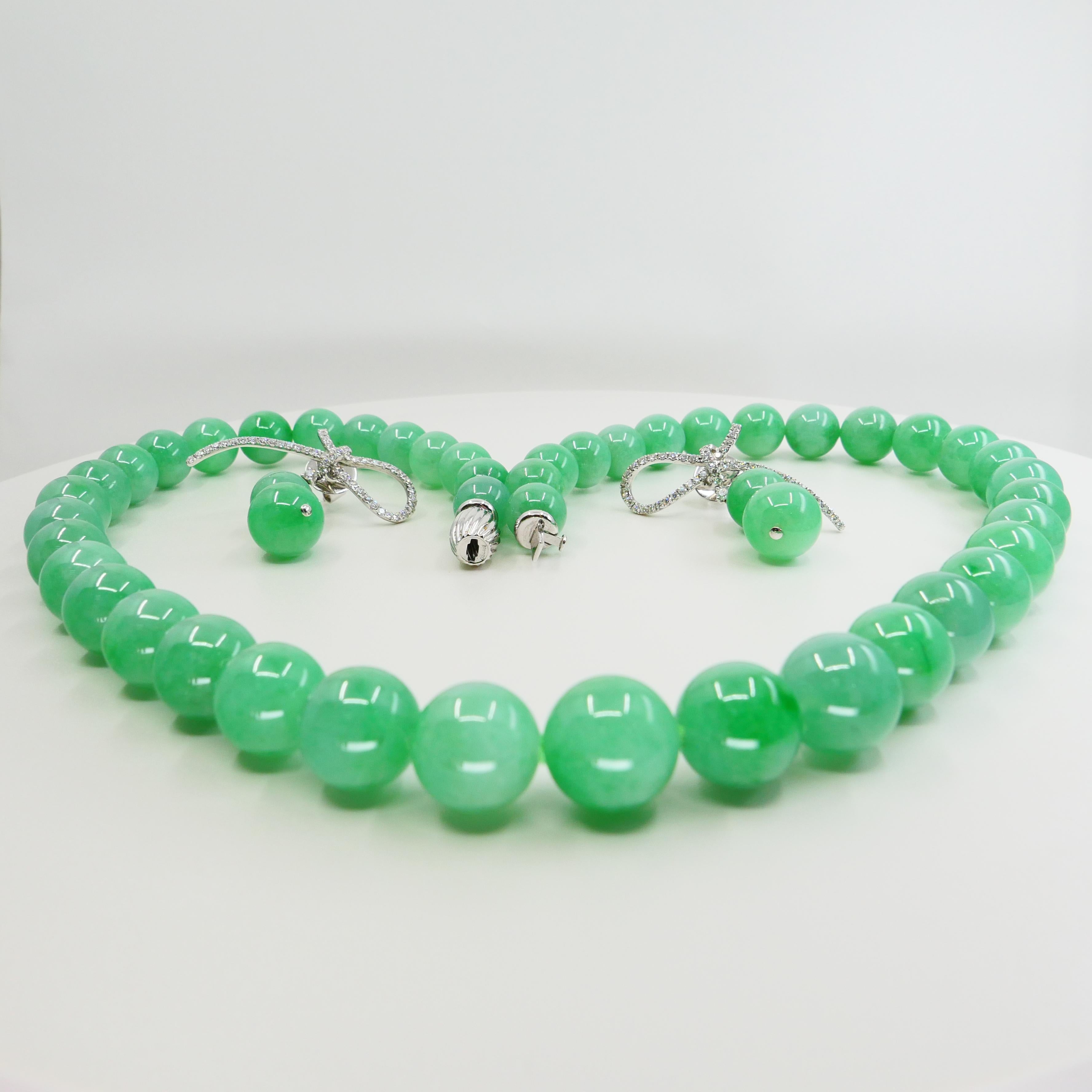 Women's Important Certified Jade Bead (13.9mm) Necklace & Diamond Earrings, Apple Green For Sale