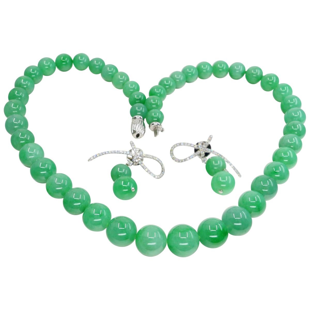 Important Certified Jade Bead (13.9mm) Necklace & Diamond Earrings, Apple Green For Sale