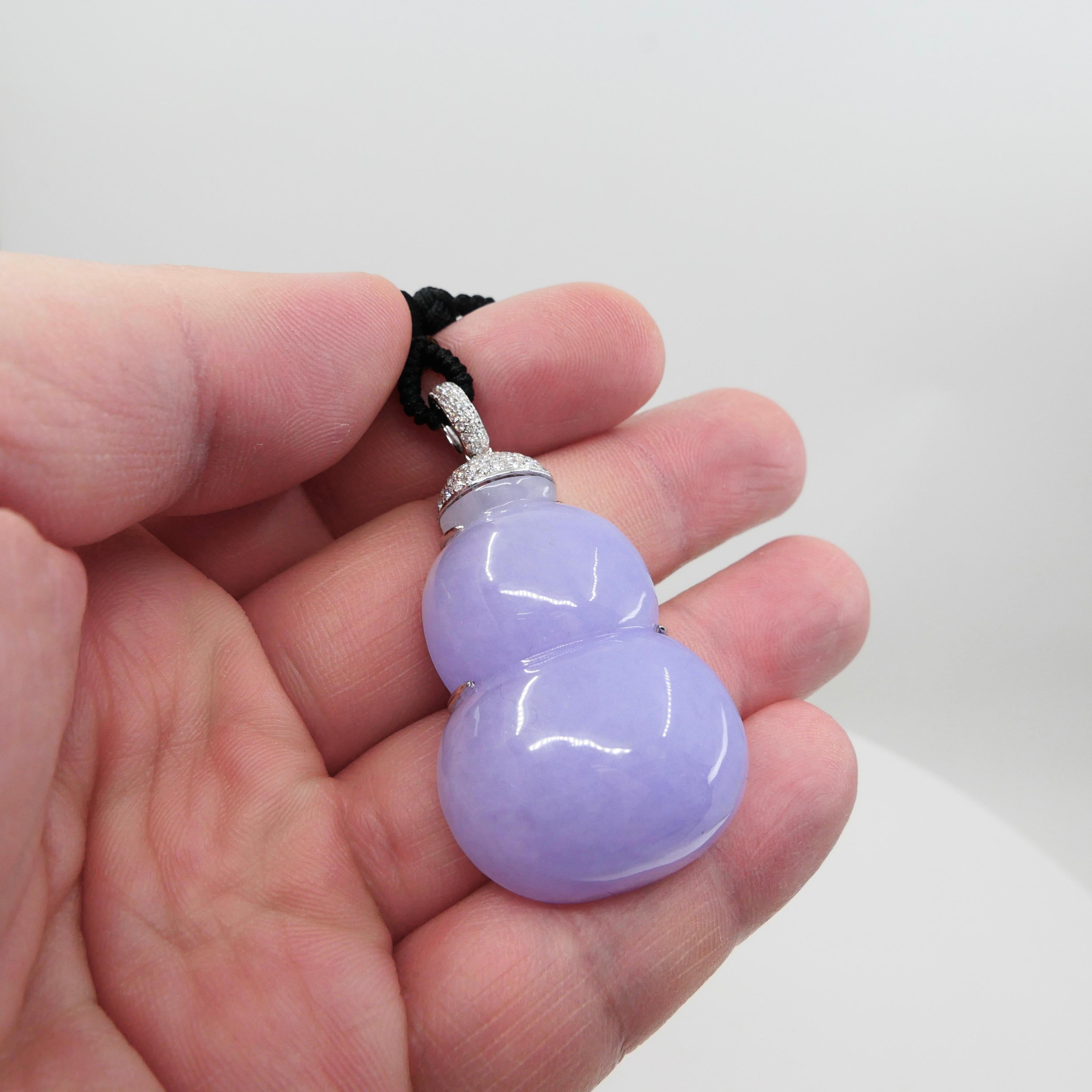 Important Certified Lavender Jadeite Jade Gourd Diamond Pendant, Substantial In New Condition For Sale In Hong Kong, HK