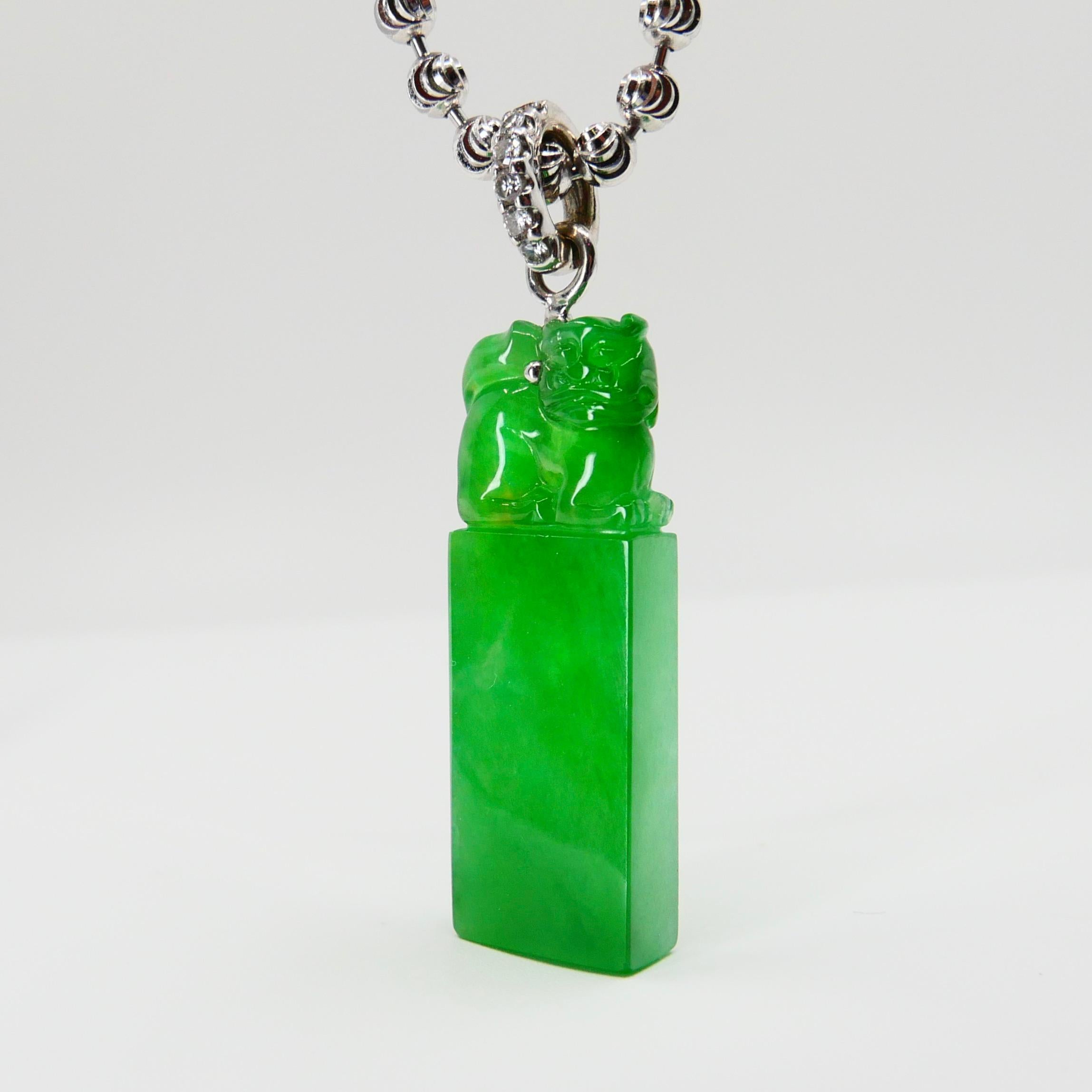 Wichtiger zertifizierter natürlicher Jade-Diamant-Tropfen-Anhänger, kaiserlich-grüne Farbe im Angebot 2