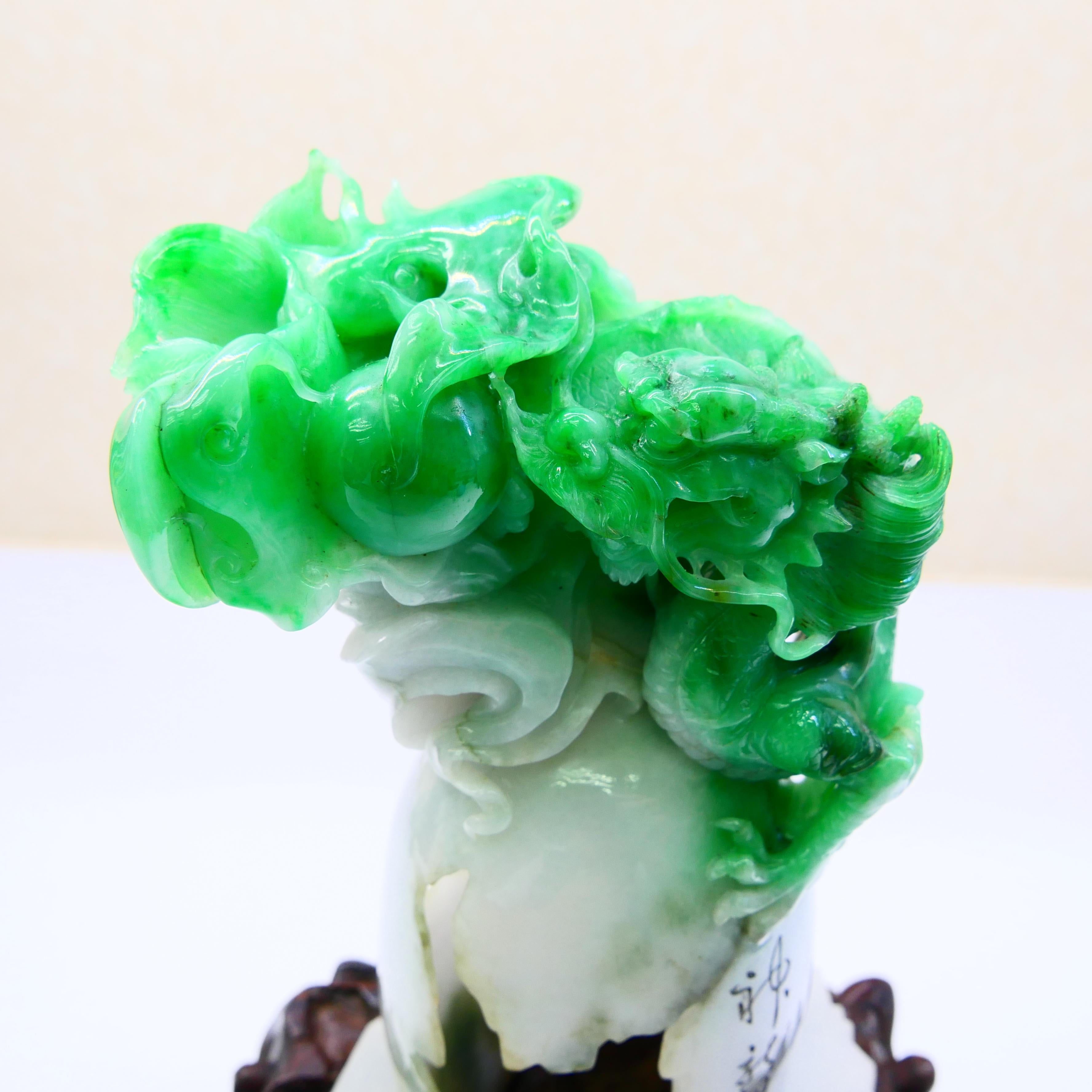 Zertifizierte natürliche Jadeit-Jade-Dekoration mit dem Titel 