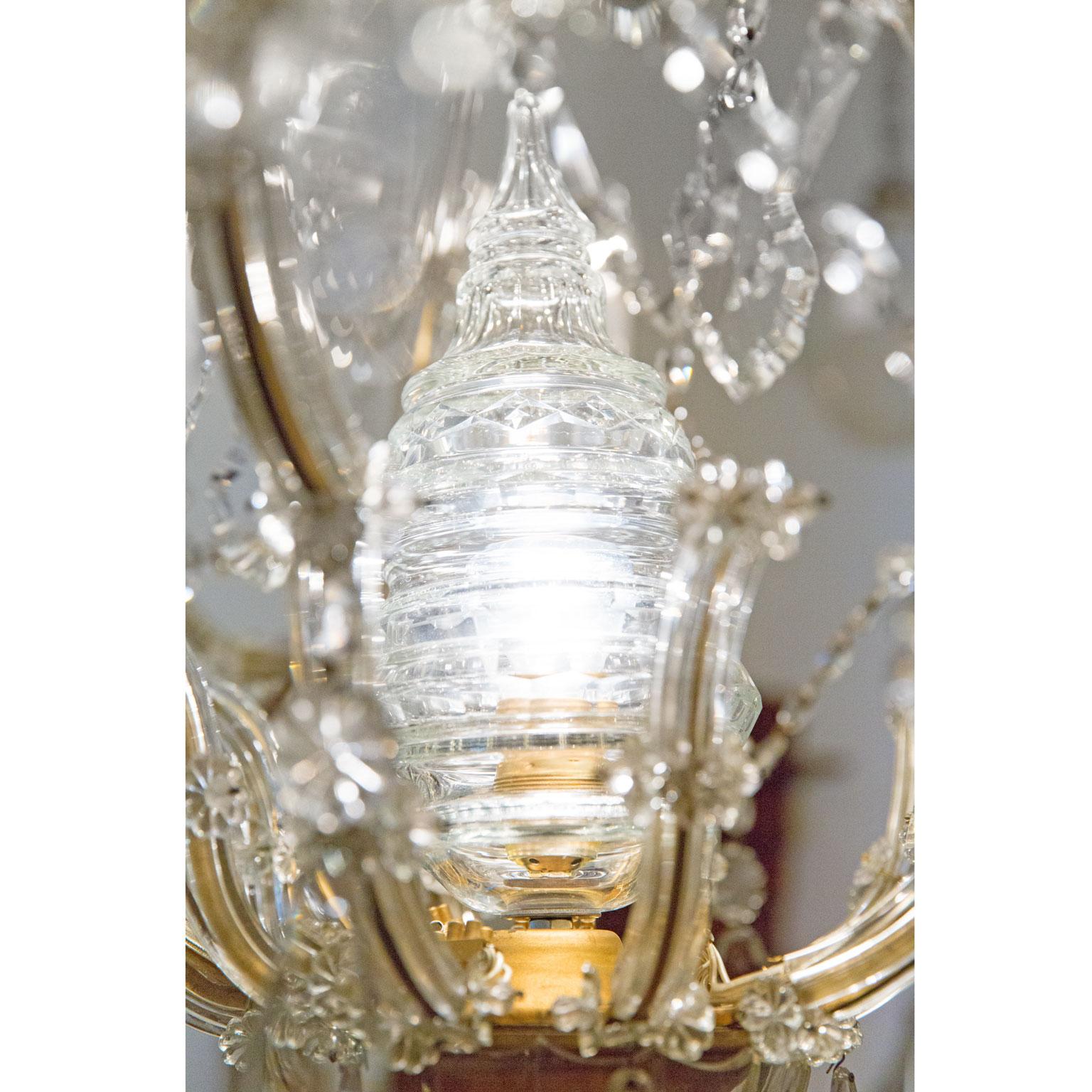 Important  Crystal Chandelier, Late 19th Century, neo-baroque For Sale 5