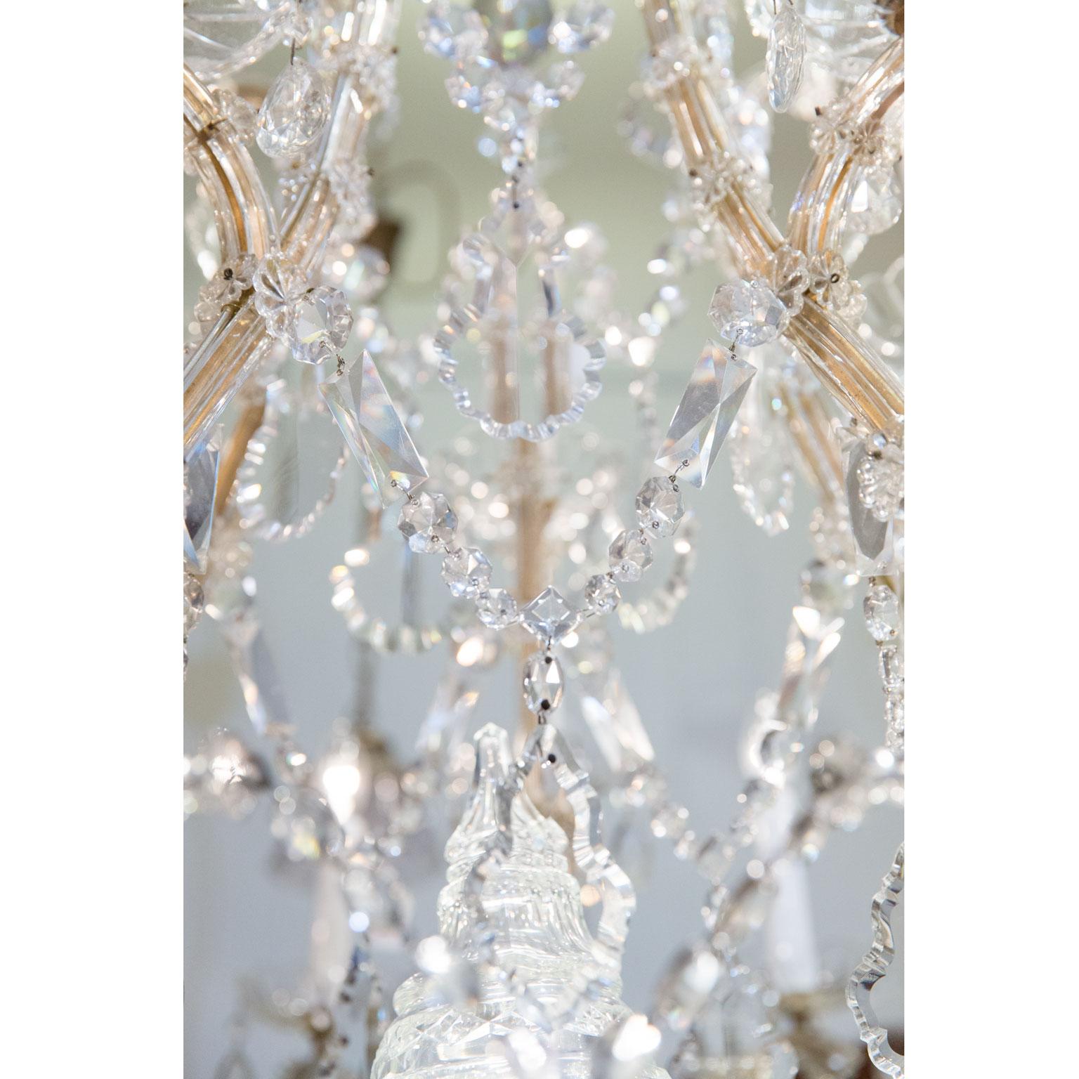 Important  Crystal Chandelier, Late 19th Century, neo-baroque For Sale 8