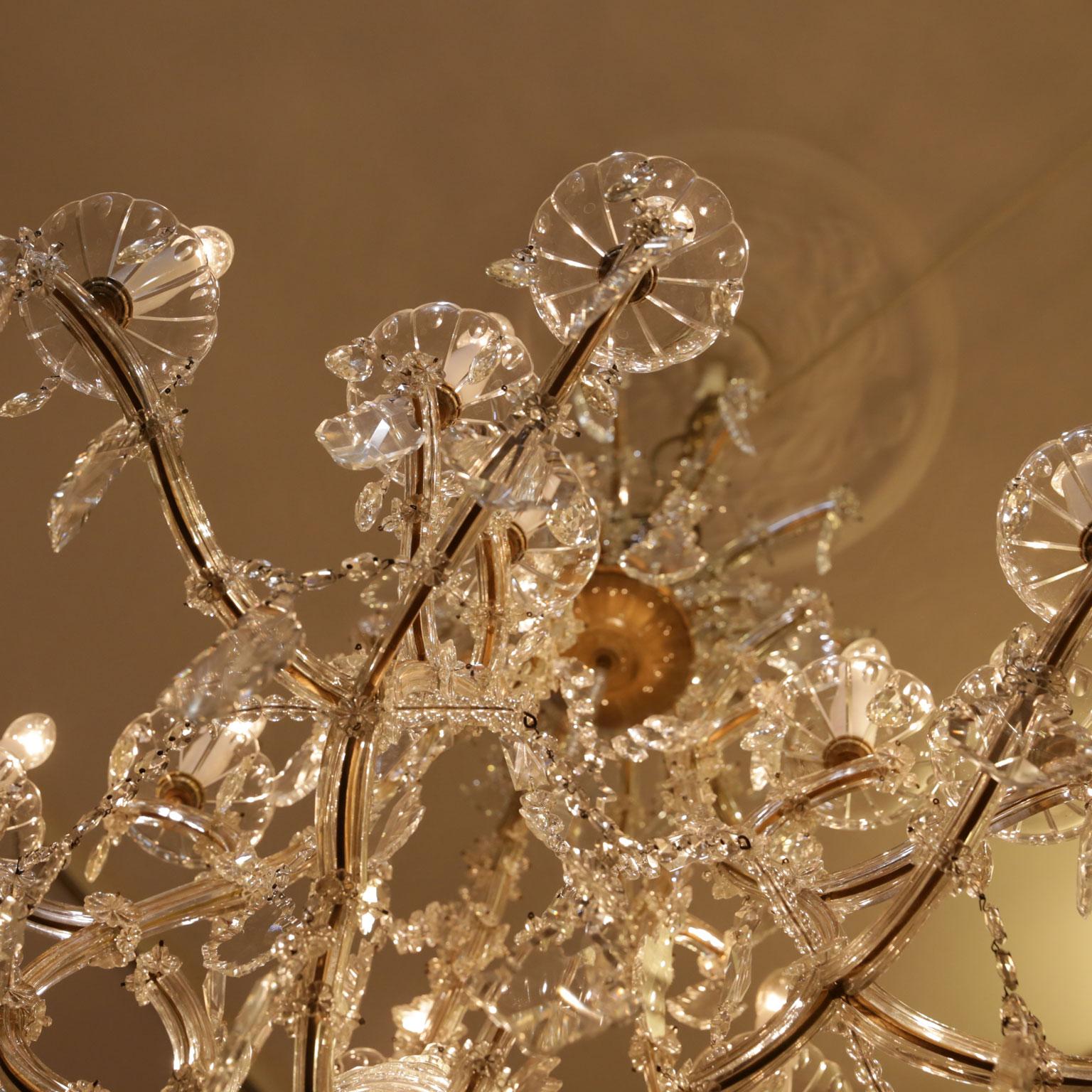 Important  Crystal Chandelier, Late 19th Century, neo-baroque For Sale 13