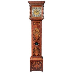 Importante horloge de parquet Charles II 17ème siècle Princes en bois et marqueterie