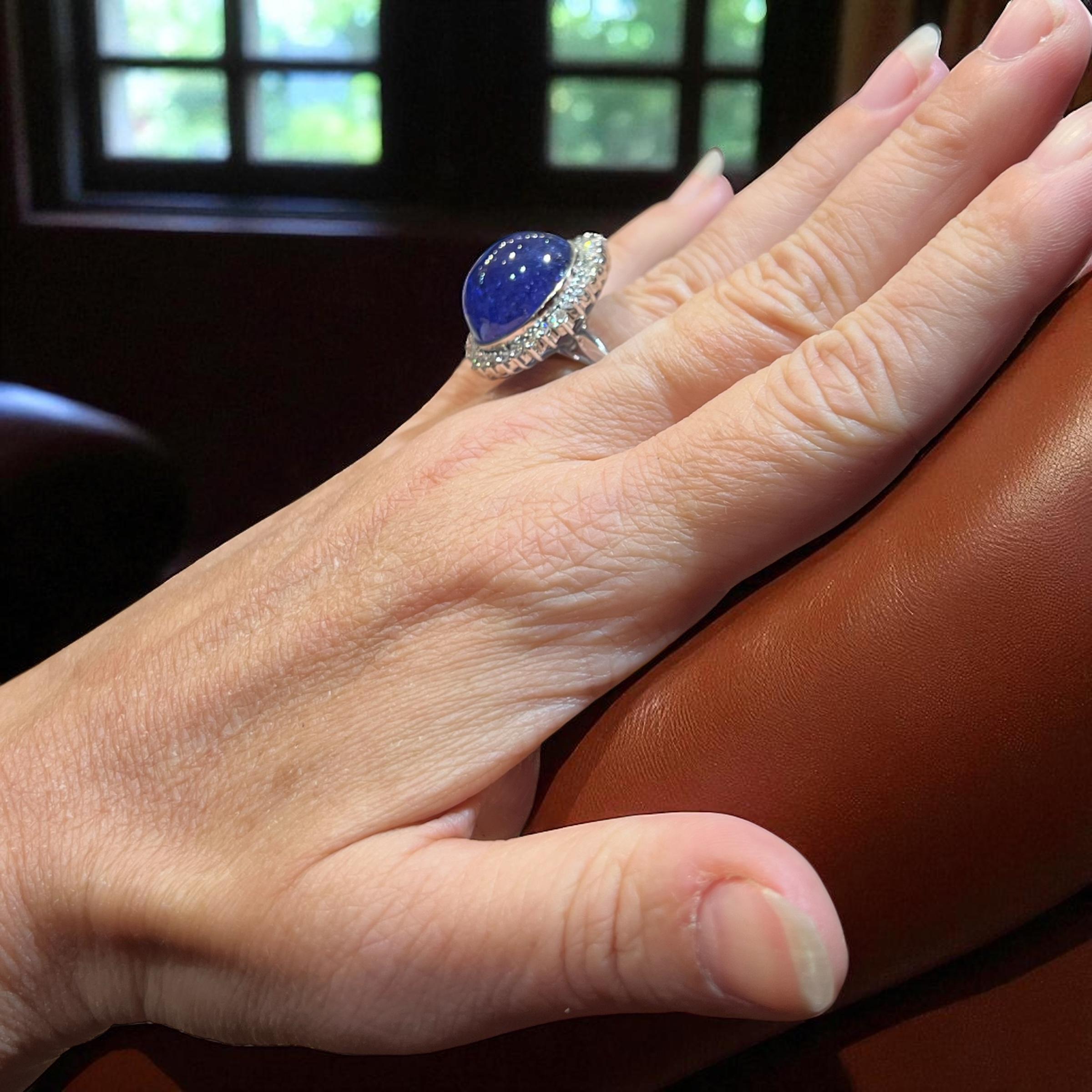Wichtiger Cocktail-Ring - Tansanit 33 ct & Diamanten, 18K Weißgold (Art déco) im Angebot