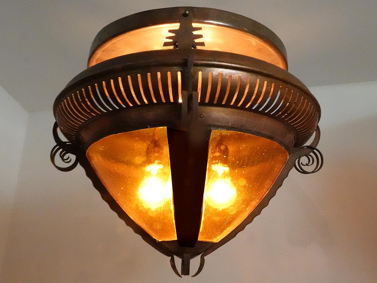 Important Collection of Copper Arts and Crafts Lamps For Sale 2