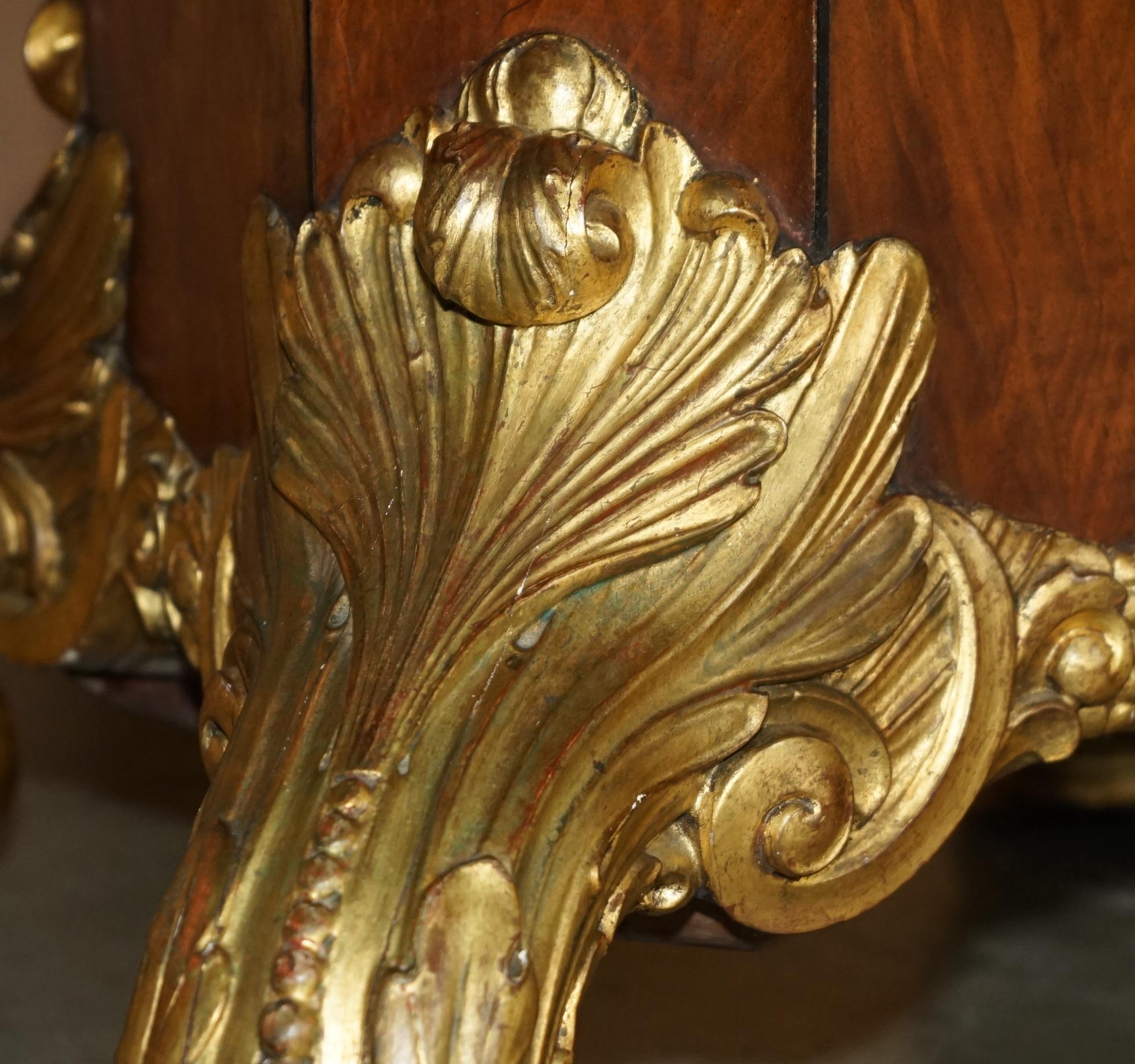 IMPORTANT TABLE CONTINENTALE EN NOYER AMBOYNA GiLTWOOD TABLE DE DINER OU DE CENTRE EXTRA GRANDE en vente 8