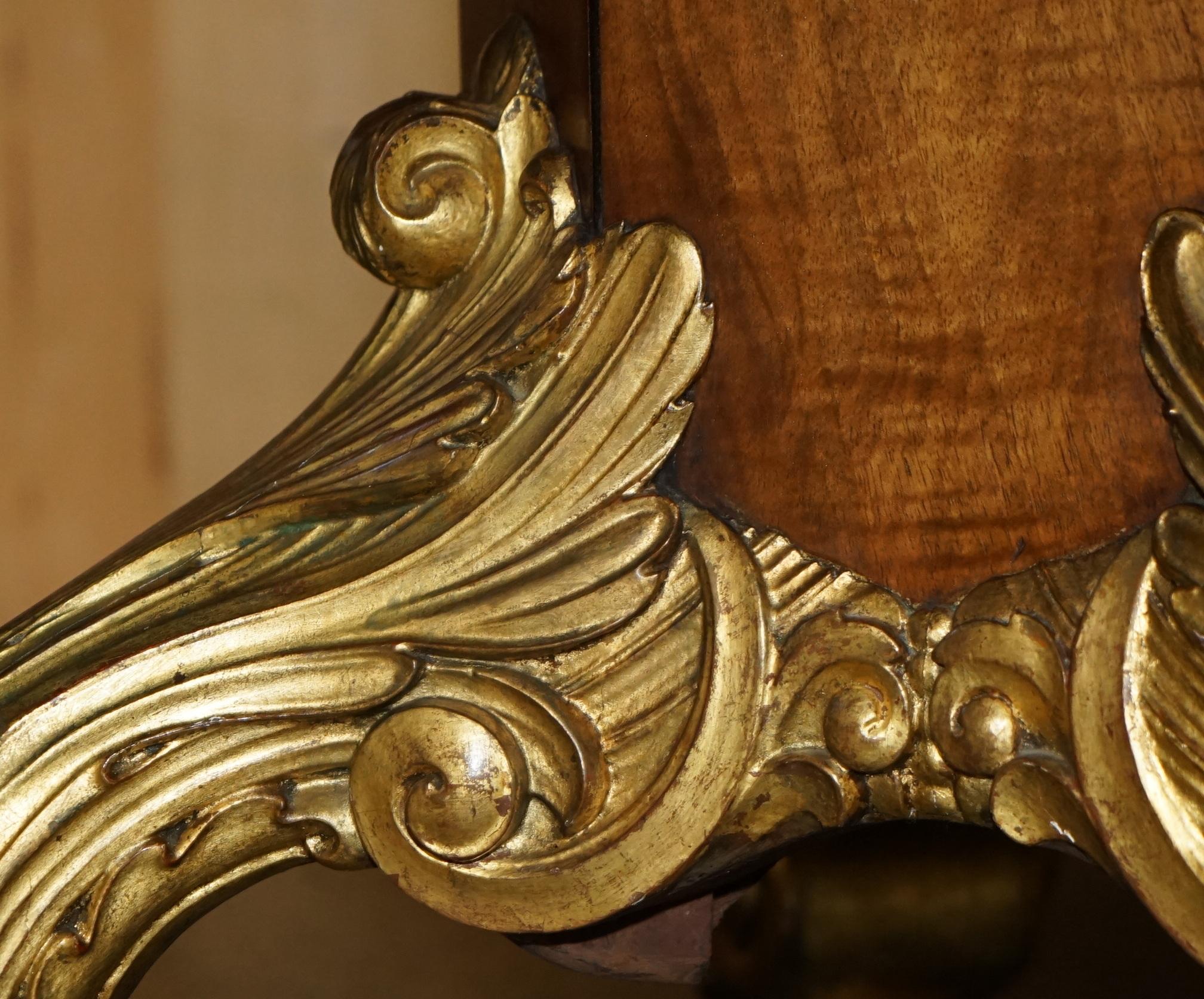 IMPORTANT TABLE CONTINENTALE EN NOYER AMBOYNA GiLTWOOD TABLE DE DINER OU DE CENTRE EXTRA GRANDE en vente 12