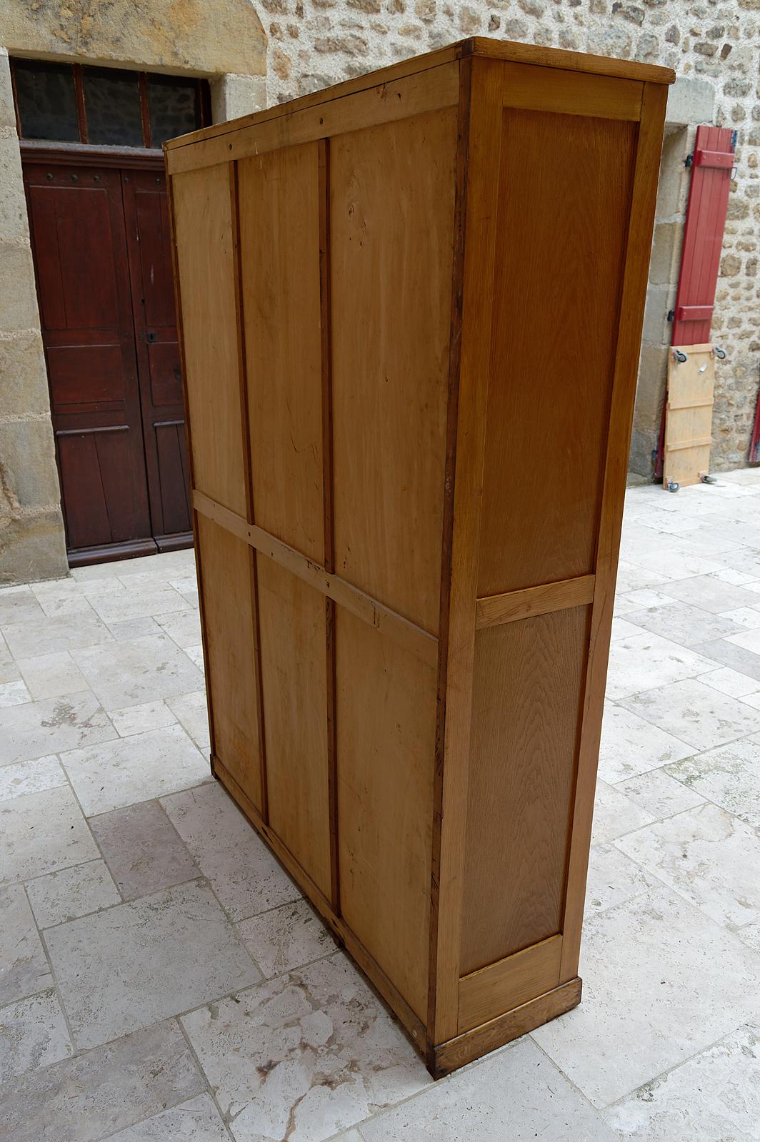 Important curtained filing cabinet / triple notary cabinet, France, Circa 1900 For Sale 2