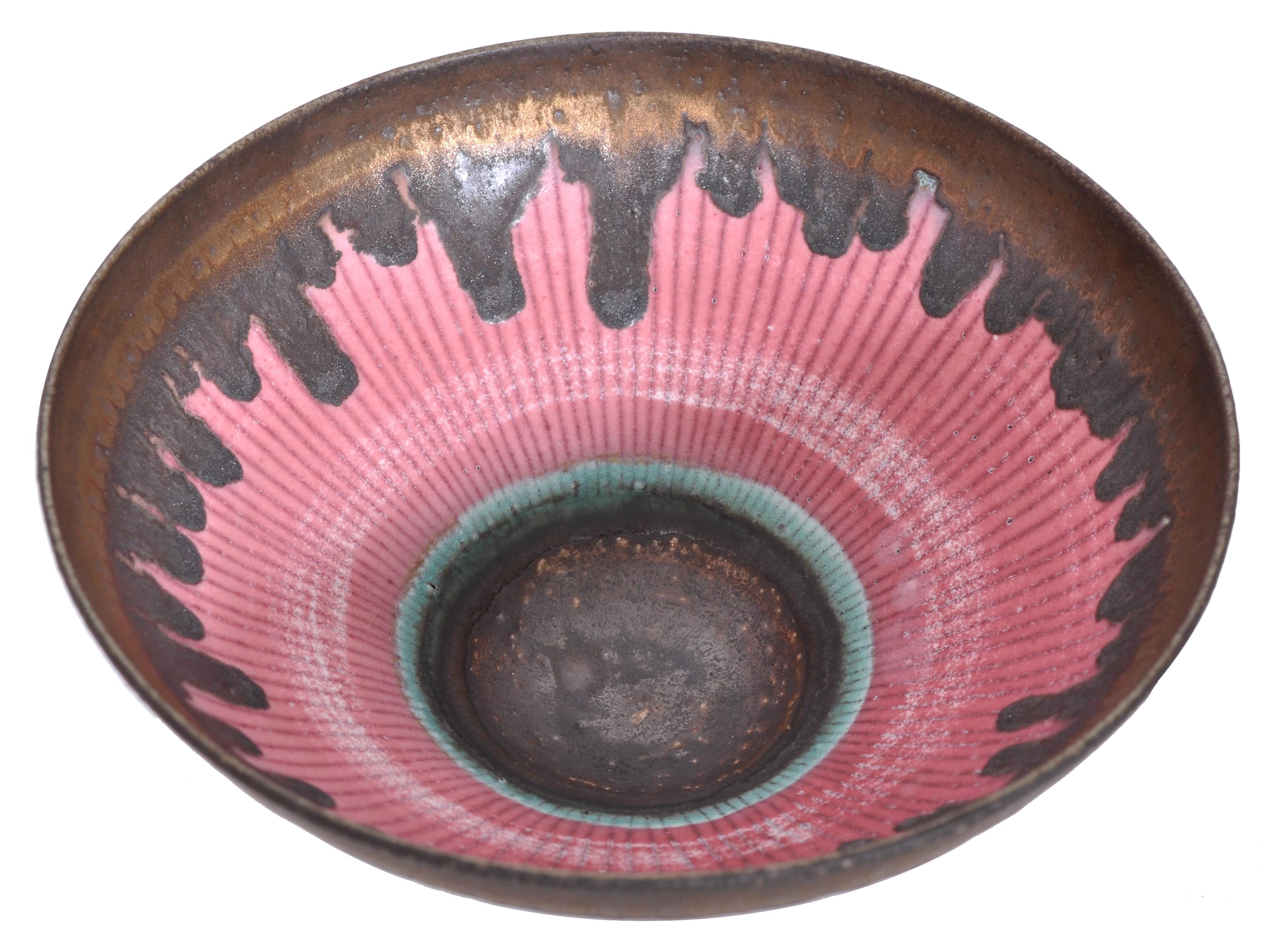 Important Dame Lucie Rie Footed Porcelain Bowl, circa 1978 2