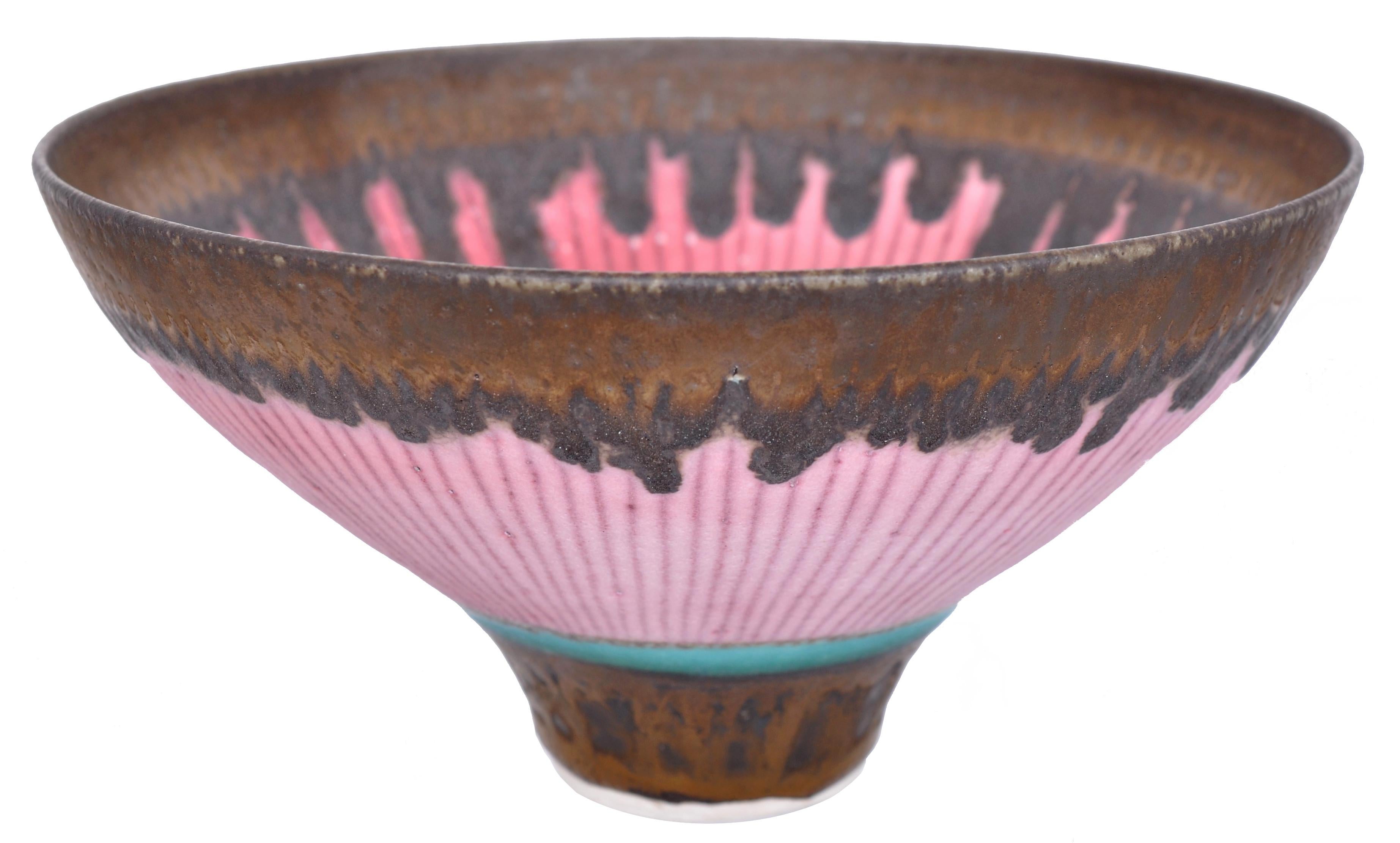 Important Dame Lucie Rie footed porcelain bowl, circa 1978. This rare and impressive Dame Lucie Rie porcelain bowl was purchased from the Westminster Gallery of Newbury Street, Boston, MA in 1981. The bowl was subsequently exhibited at the