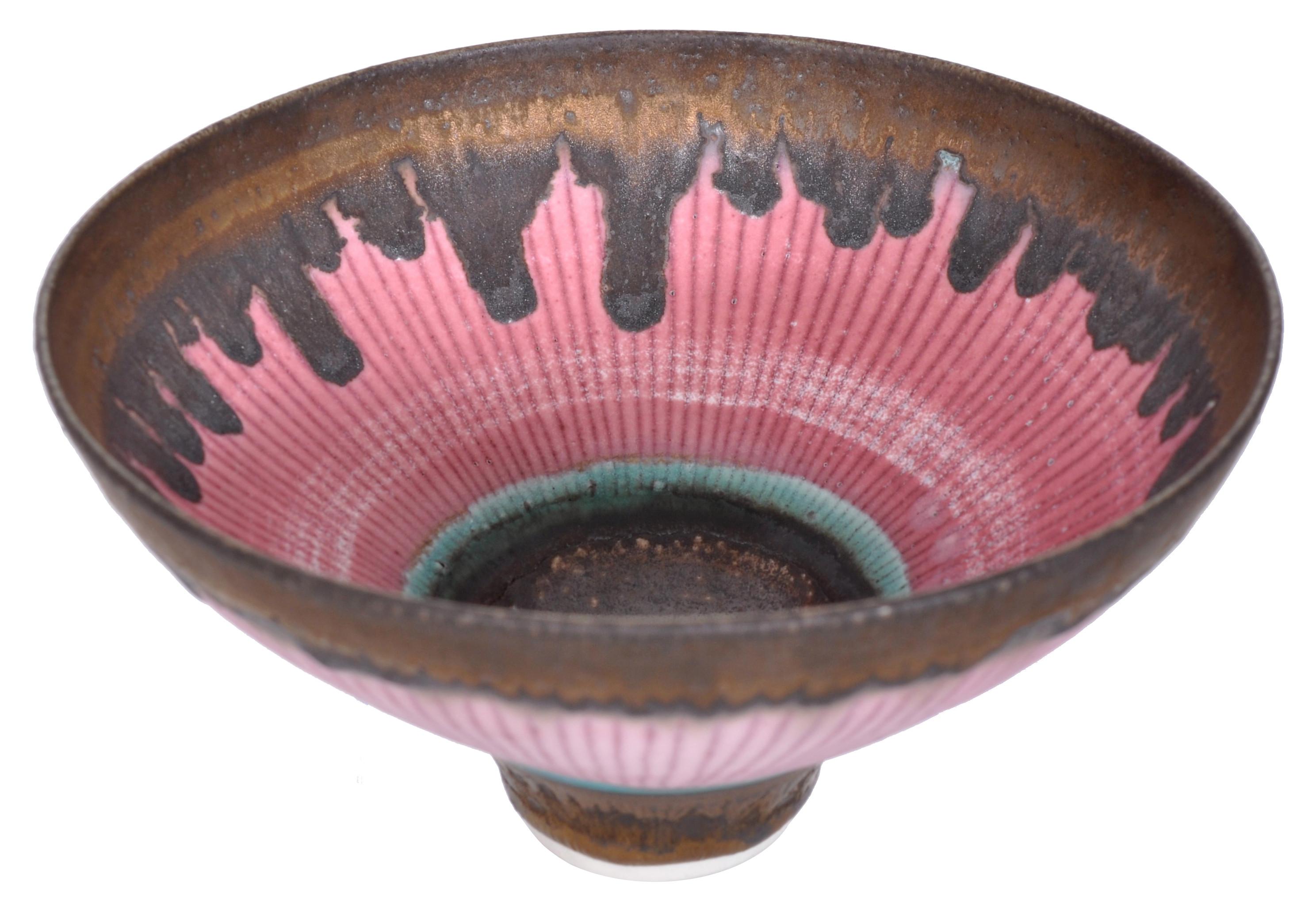 Important Dame Lucie Rie Footed Porcelain Bowl, circa 1978 1