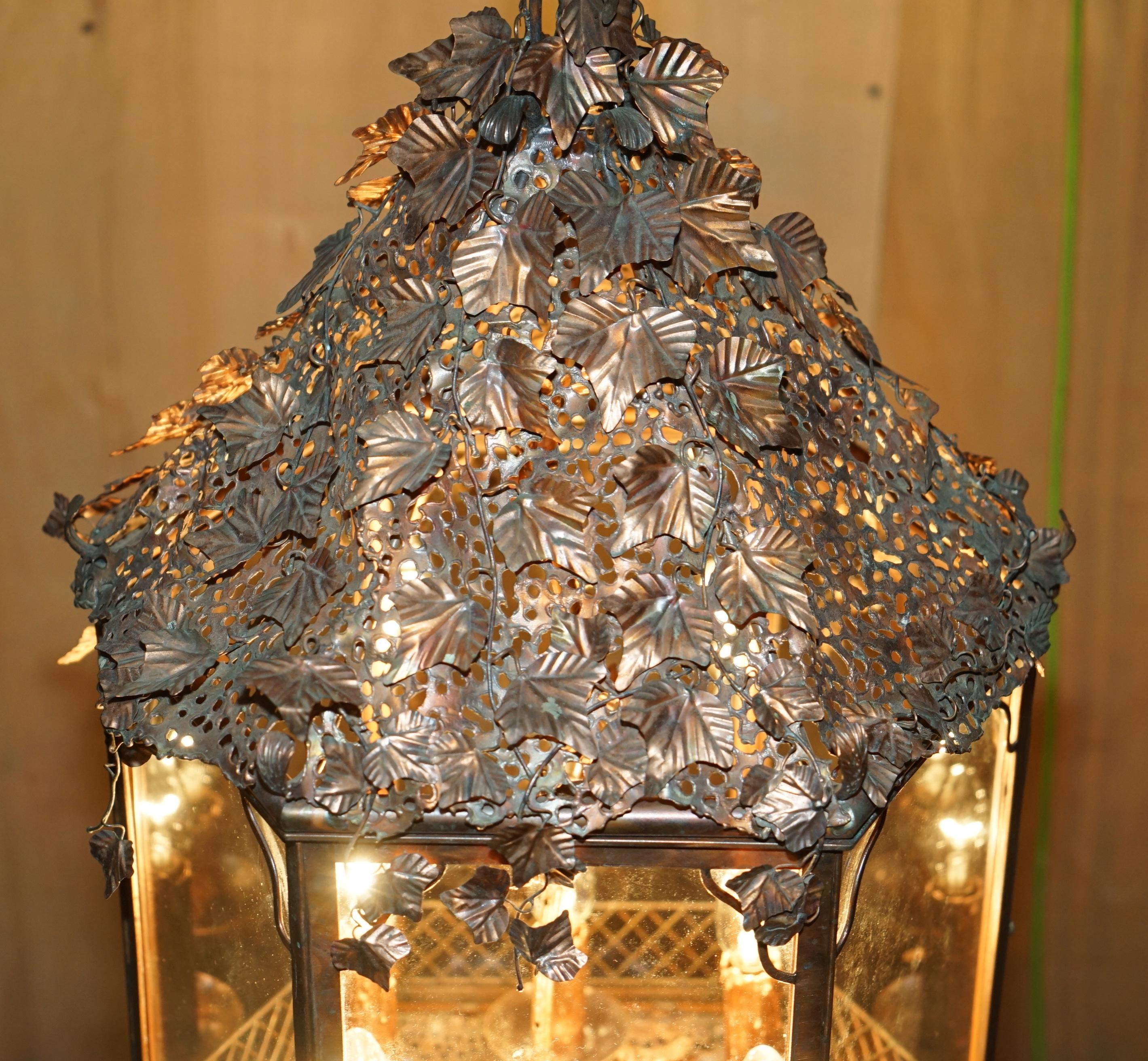 IMPORTANT DECORATIVE 1960's ITALIAN COPPER FLORAL HANGING LANTERN MUST SEE PICS In Good Condition For Sale In West Sussex, Pulborough