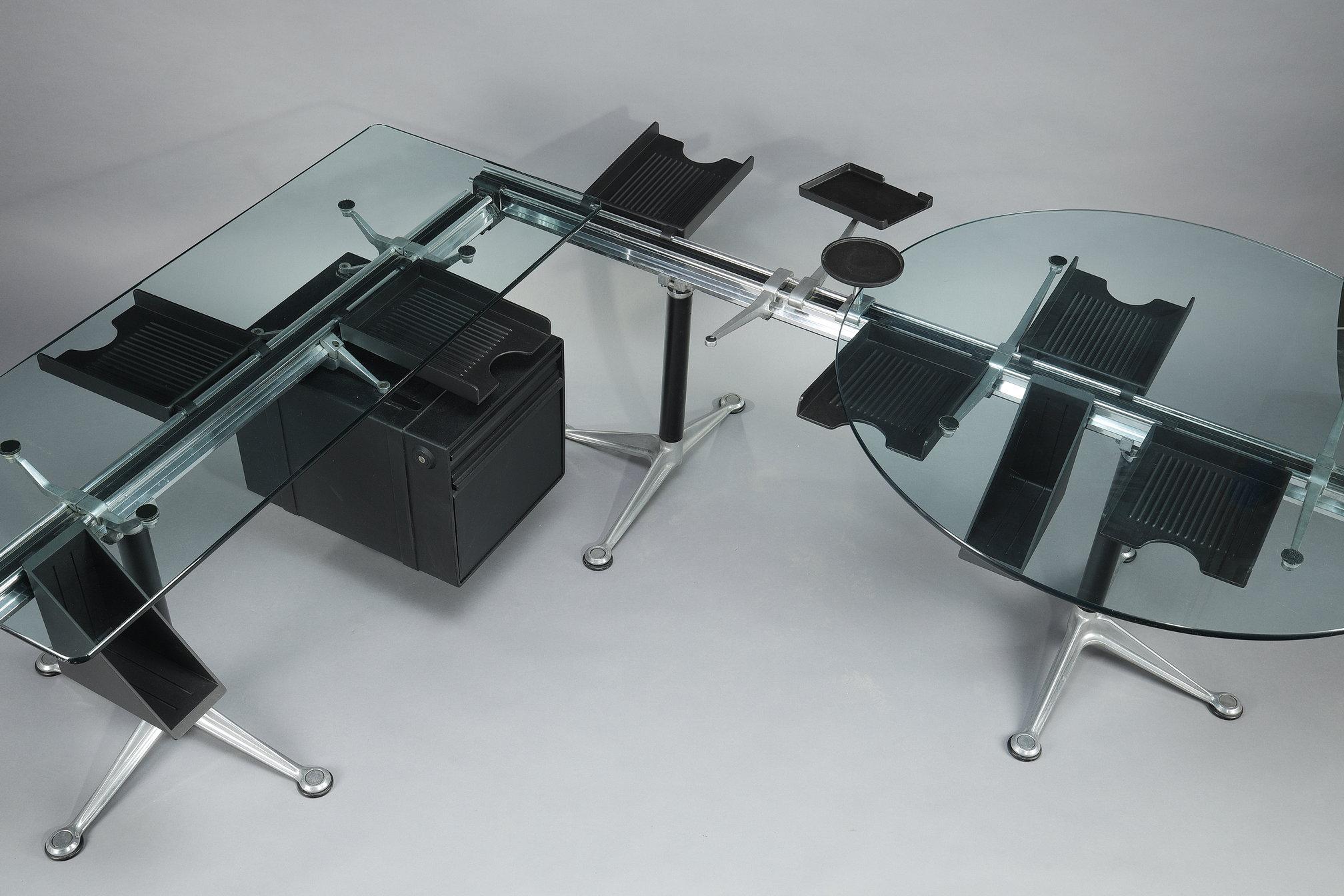 Americano Importante scrivania di Brunce Burdick (1933-2021) per Herman Miller Editore in vendita