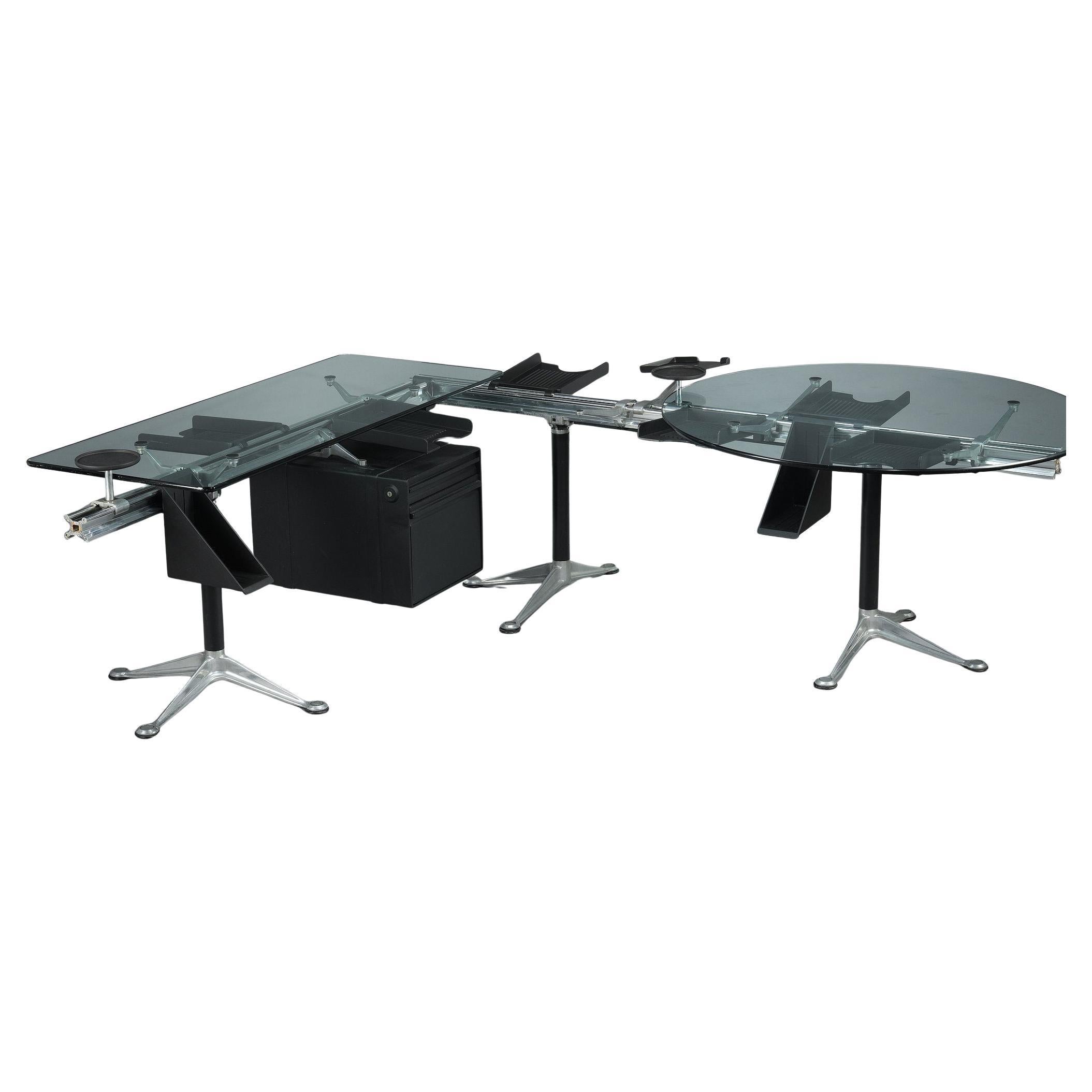 Important Desk by Brunce Burdick (1933-2021) for Herman Miller Editor