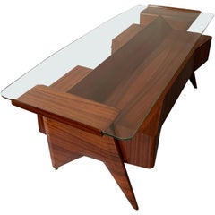 Important Desk by Gio Ponti for the offices of Fontana Arte.