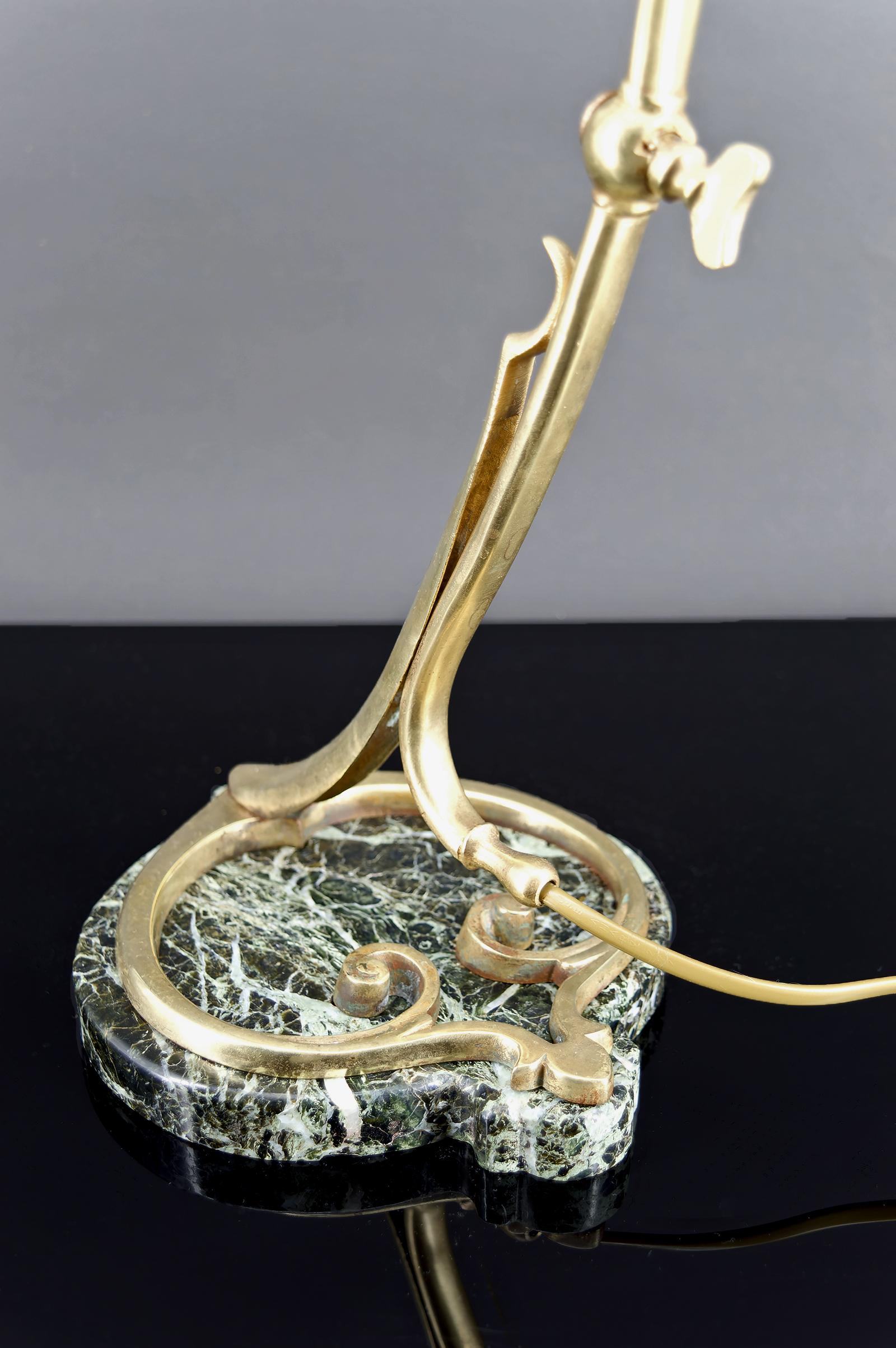 Wichtige Schreibtischlampe aus Bronze und Marmor, Jugendstil, Frankreich, um 1890 im Angebot 4