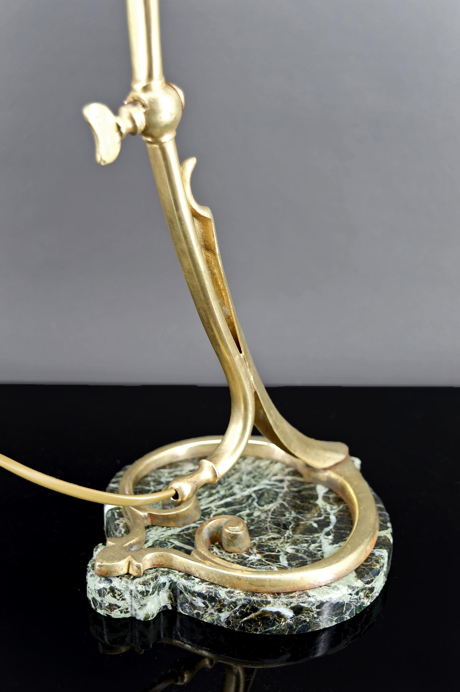 Wichtige Schreibtischlampe aus Bronze und Marmor, Jugendstil, Frankreich, um 1890 im Angebot 5