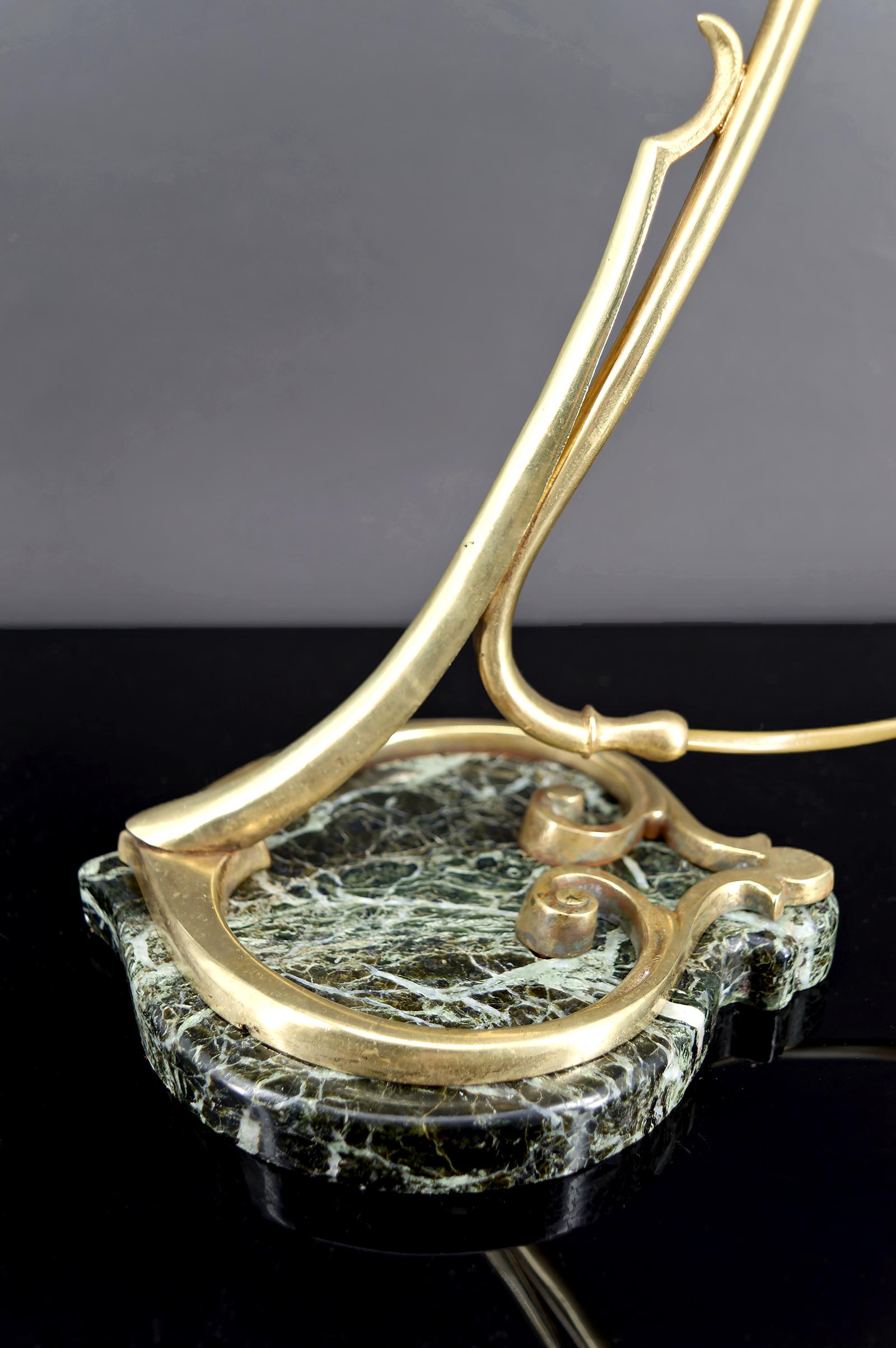 Wichtige Schreibtischlampe aus Bronze und Marmor, Jugendstil, Frankreich, um 1890 im Angebot 3