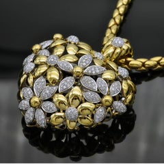 Important Collier d'opéra en or et diamant avec cœur fleuri