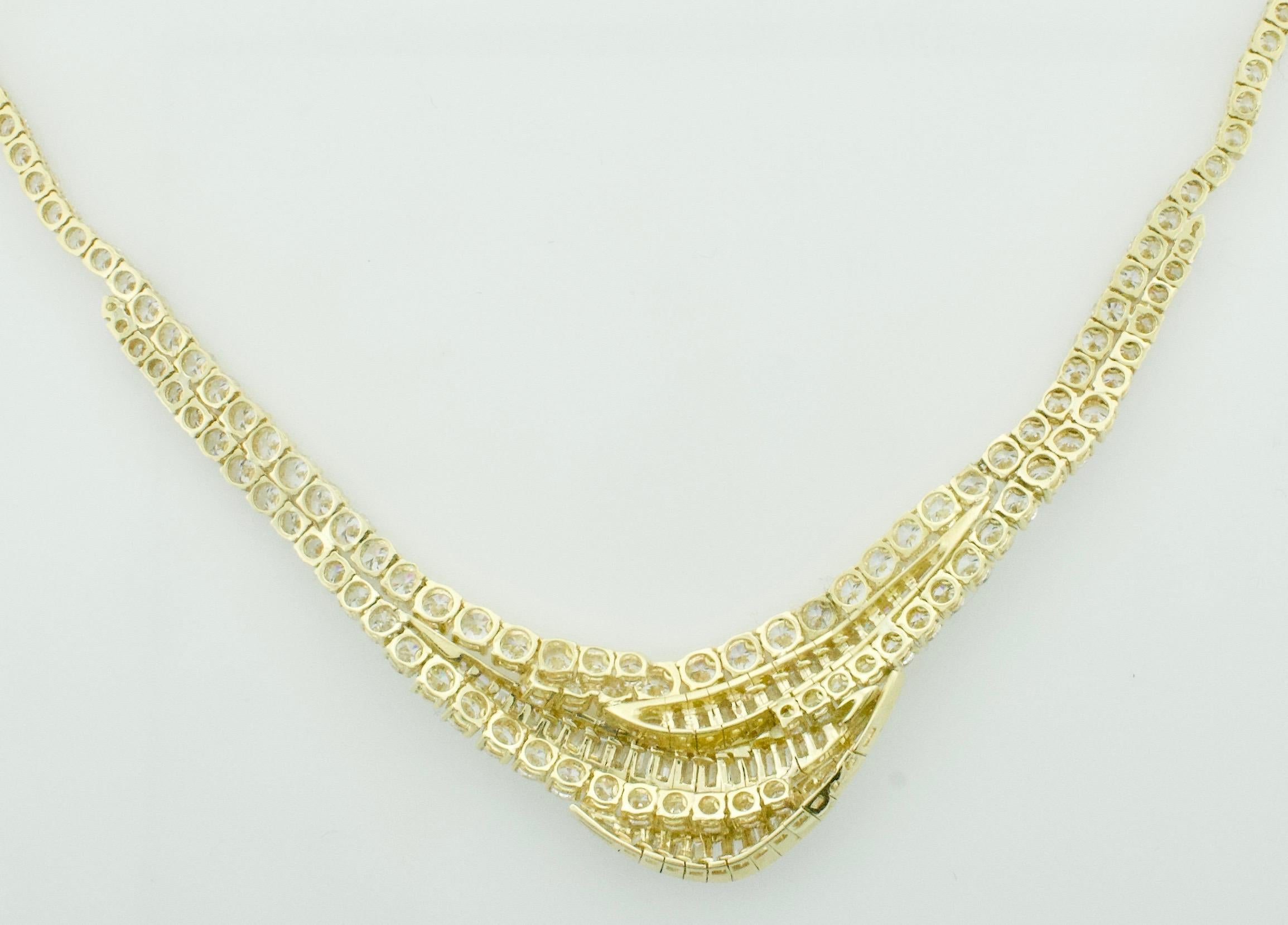 Baguette Cut Important Diamond Necklace in 18k 28.41 Carats Total Weight For Sale