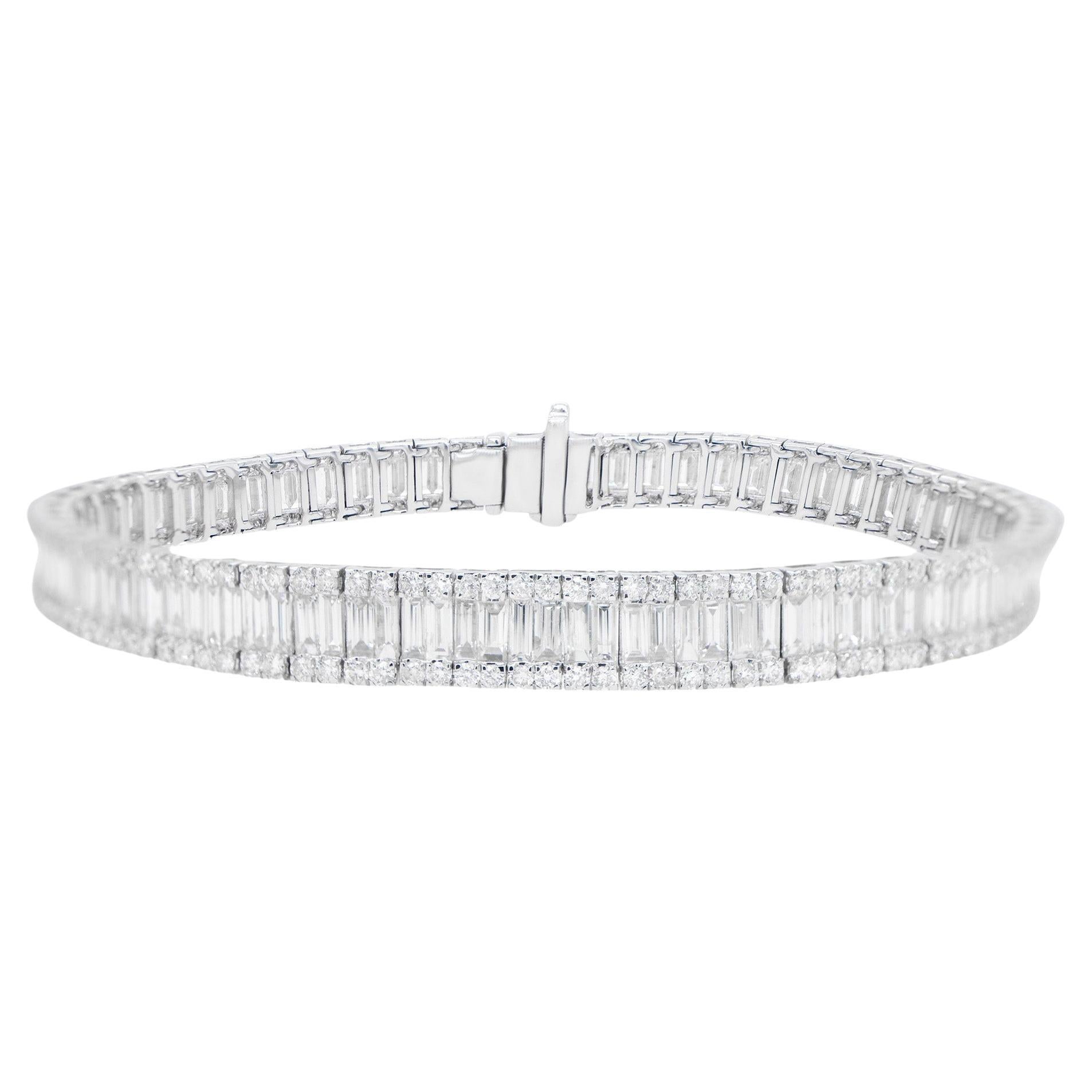 Important Diamond Tennis Bracelet Baguette Round 8.35 Carats 18K Gold For Sale