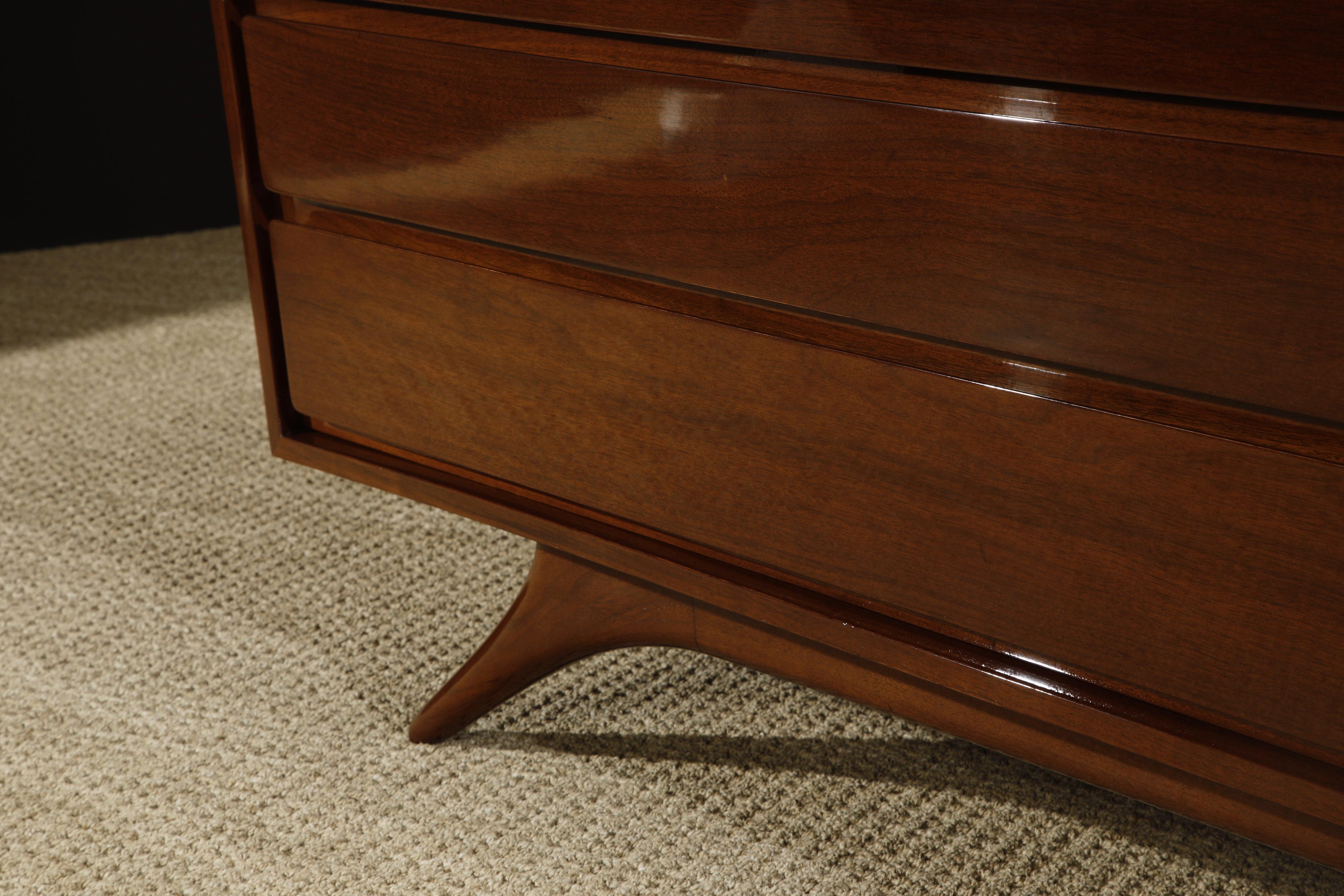 Important Double Dresser by Vladimir Kagan for Kagan-Dreyfuss, 1950s, Signed For Sale 2