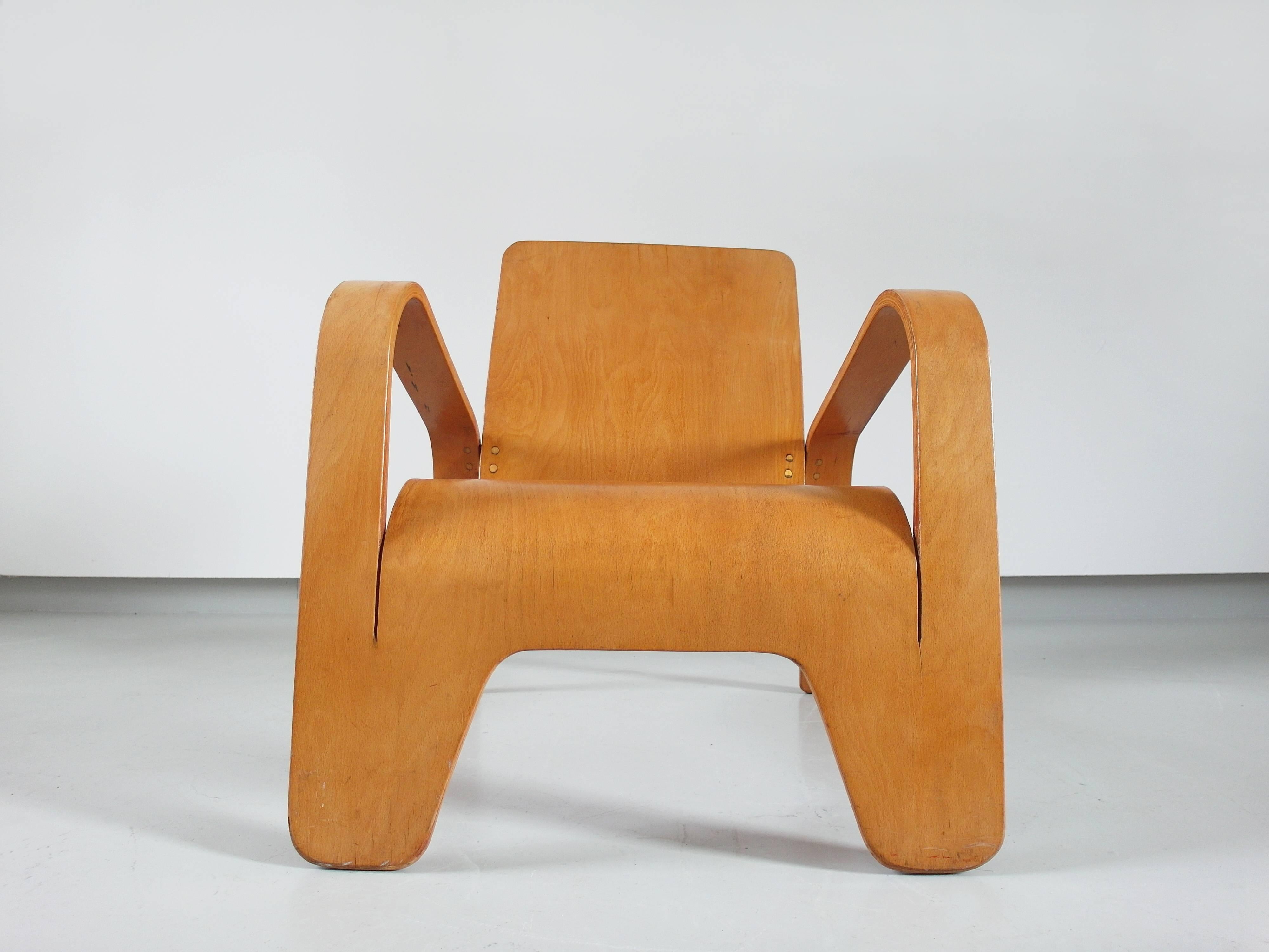 Important Dutch Modernist Lawo Lounge Chair by Han Pieck for Lawo Ommen, 1946 11
