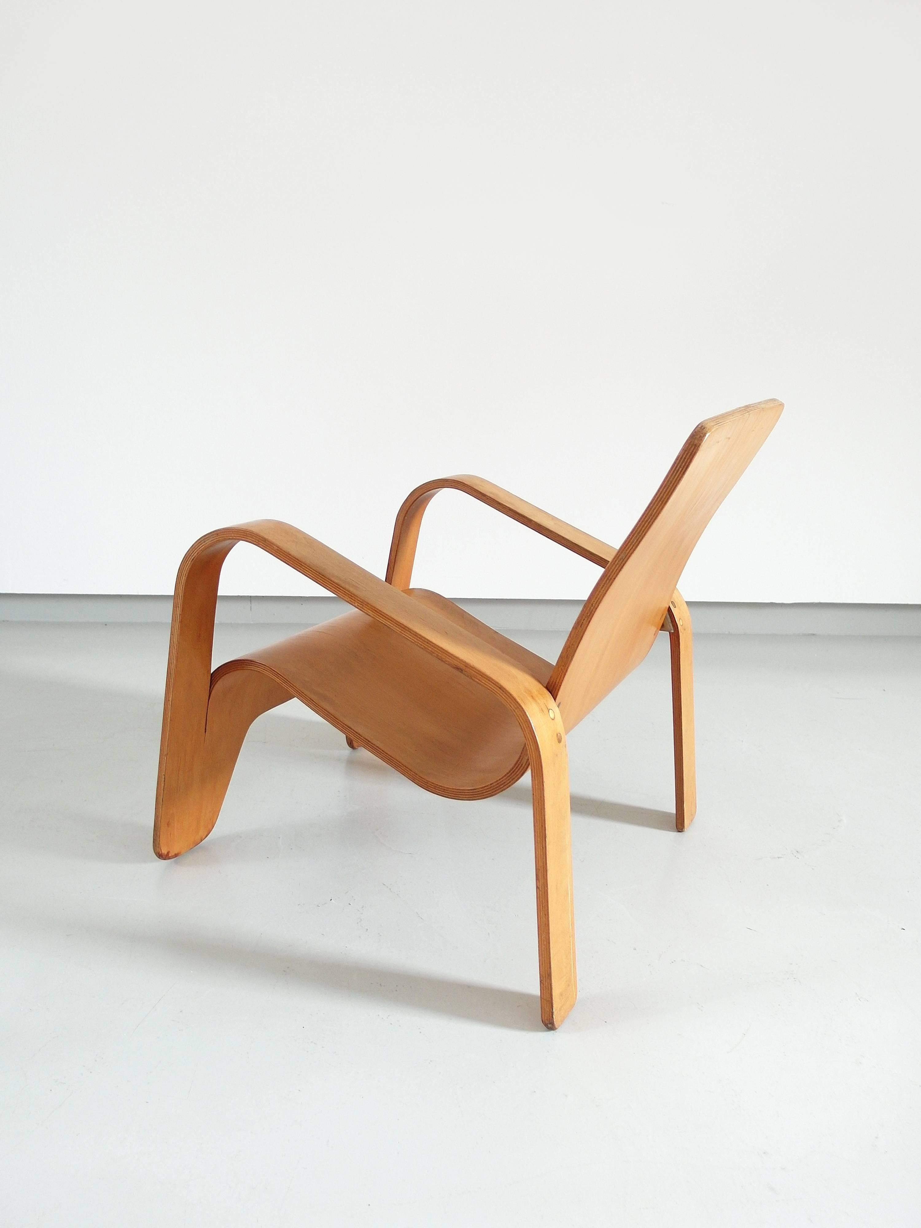 Important Dutch Modernist Lawo Lounge Chair by Han Pieck for Lawo Ommen, 1946 3