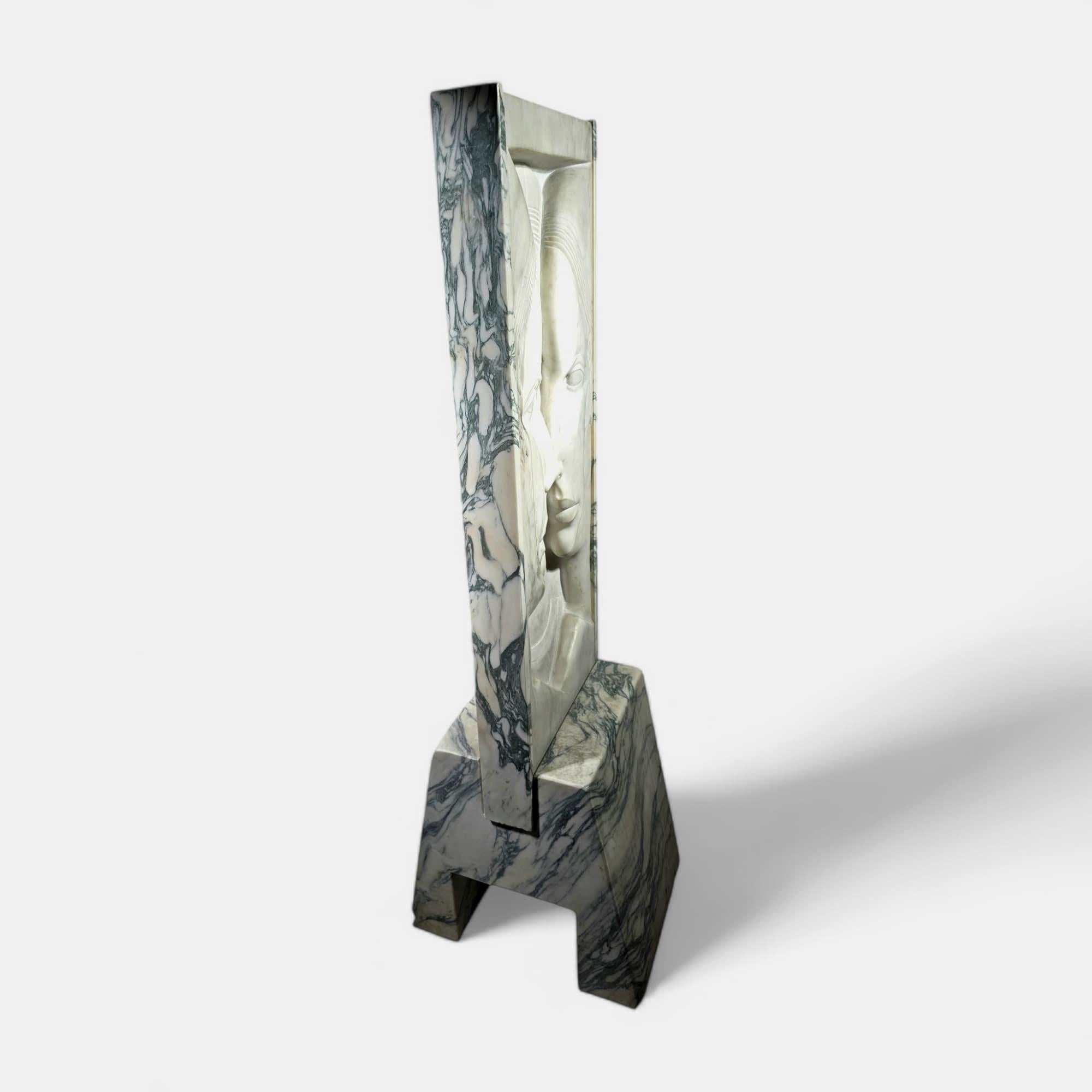 Important Early 20th Century Art Deco Marble Sculpture of The Three Graces For Sale 12