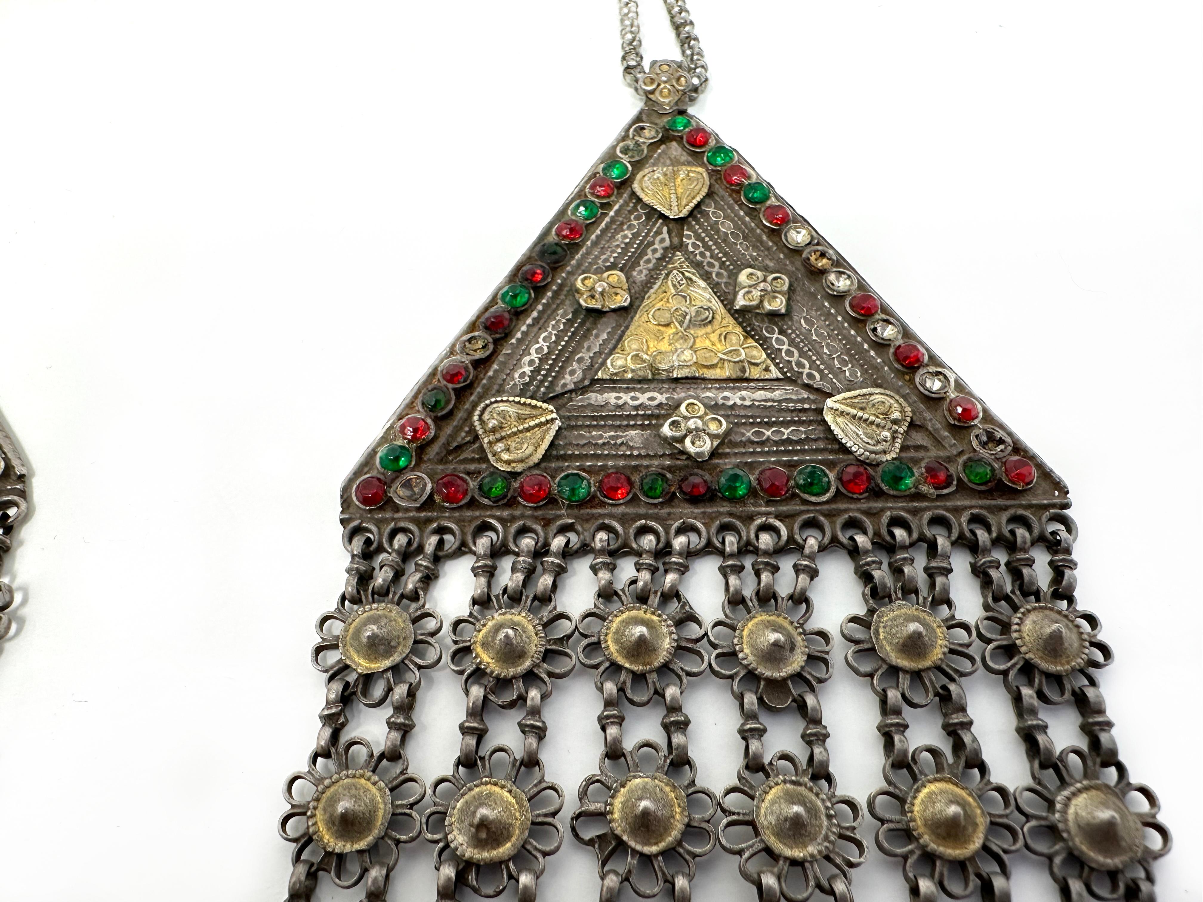 Important Early 20th Century Mughal Prayer Necklace, Silver and Gold wash, Heavy For Sale 5