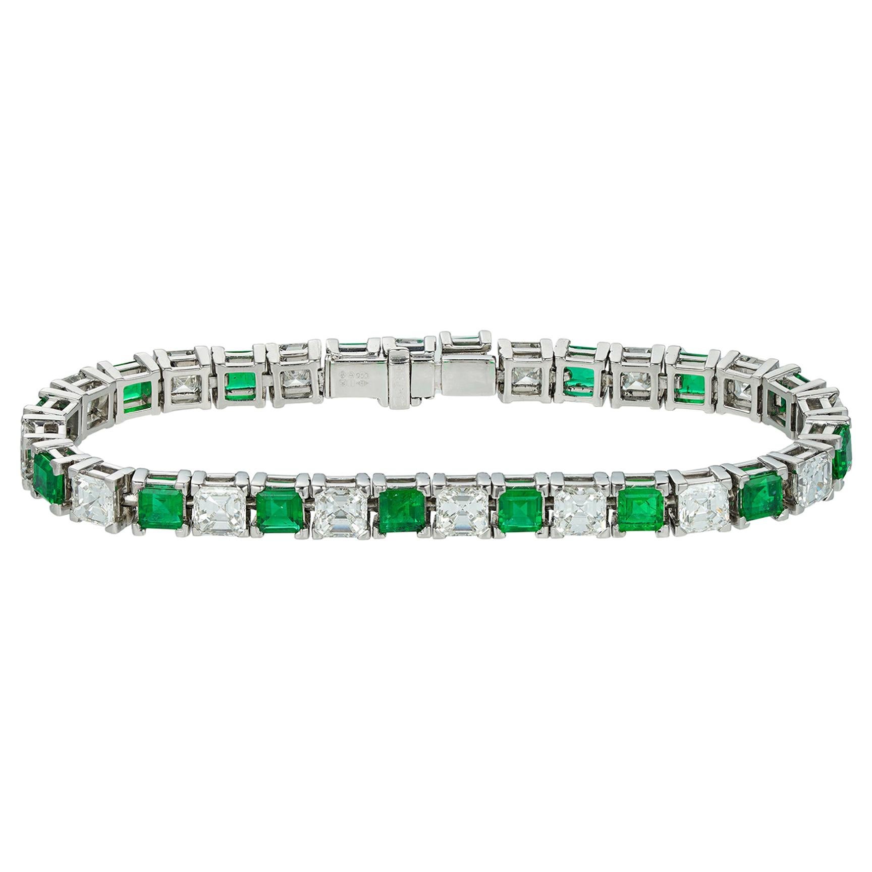 Important Emerald and Assher-Cut Diamond Line Bracelet For Sale