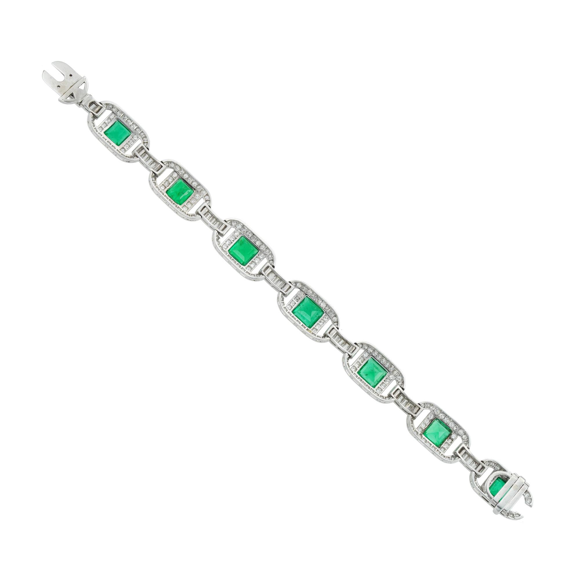 Art Deco Important Emerald and Diamond Bracelet For Sale