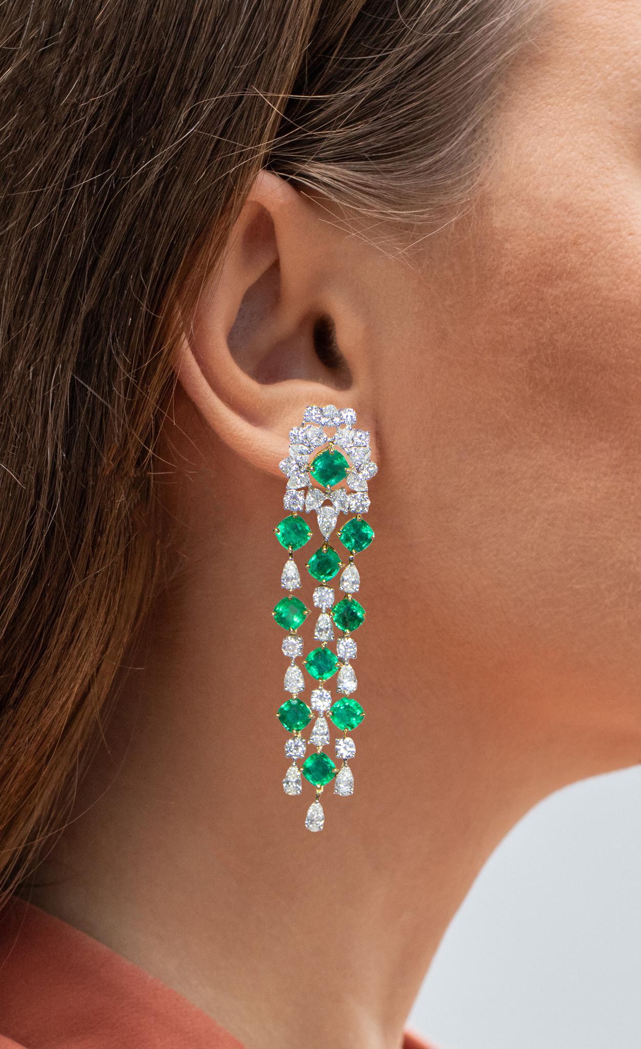 It comes with the Gemological Appraisal by GIA GG/AJP
All Gemstones are Natural
Emeralds = 19.25 Carats
Diamonds = 10.59 Carats
( Color: F-G, Clarity: VVS-VS )
Metal: 18K White & Yellow Gold
Dimensions: 77 x 18 mm