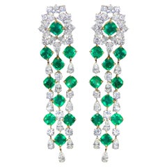 Wichtige Smaragd- und Diamant-Chandelier-Ohrringe 29 Karat 18K Gold