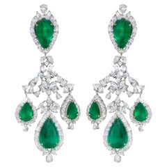 Important Emerald and Diamond Chandelier Earrings 38 Carats 18K Gold