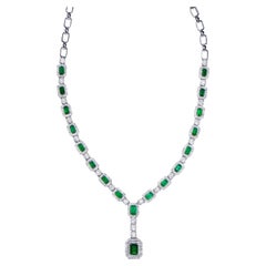 Important Emerald Pendant Necklace With Diamonds 10.1 Carats 18K Gold