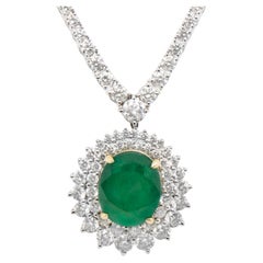 Important Emerald Pendant Necklace With Diamonds 20 Carats 18K White Gold