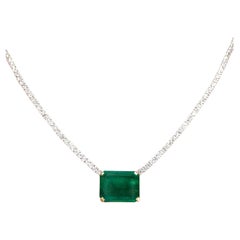 Important Emerald Pendant With Diamond Necklace 13.2 Carats 18K Gold