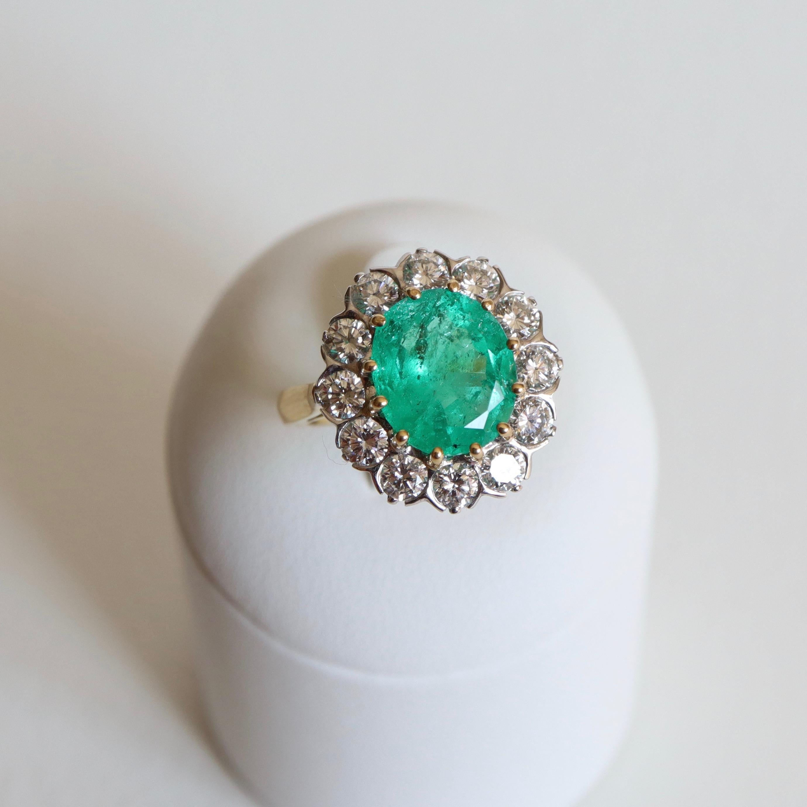 Emerald Cut Emerald Ring 4.53 Karat in 18K Yellow Gold, 18K White Gold, Diamonds