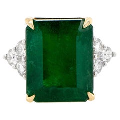Importante Anillo Esmeralda Con Diamantes 8,82 Quilates Oro 18K