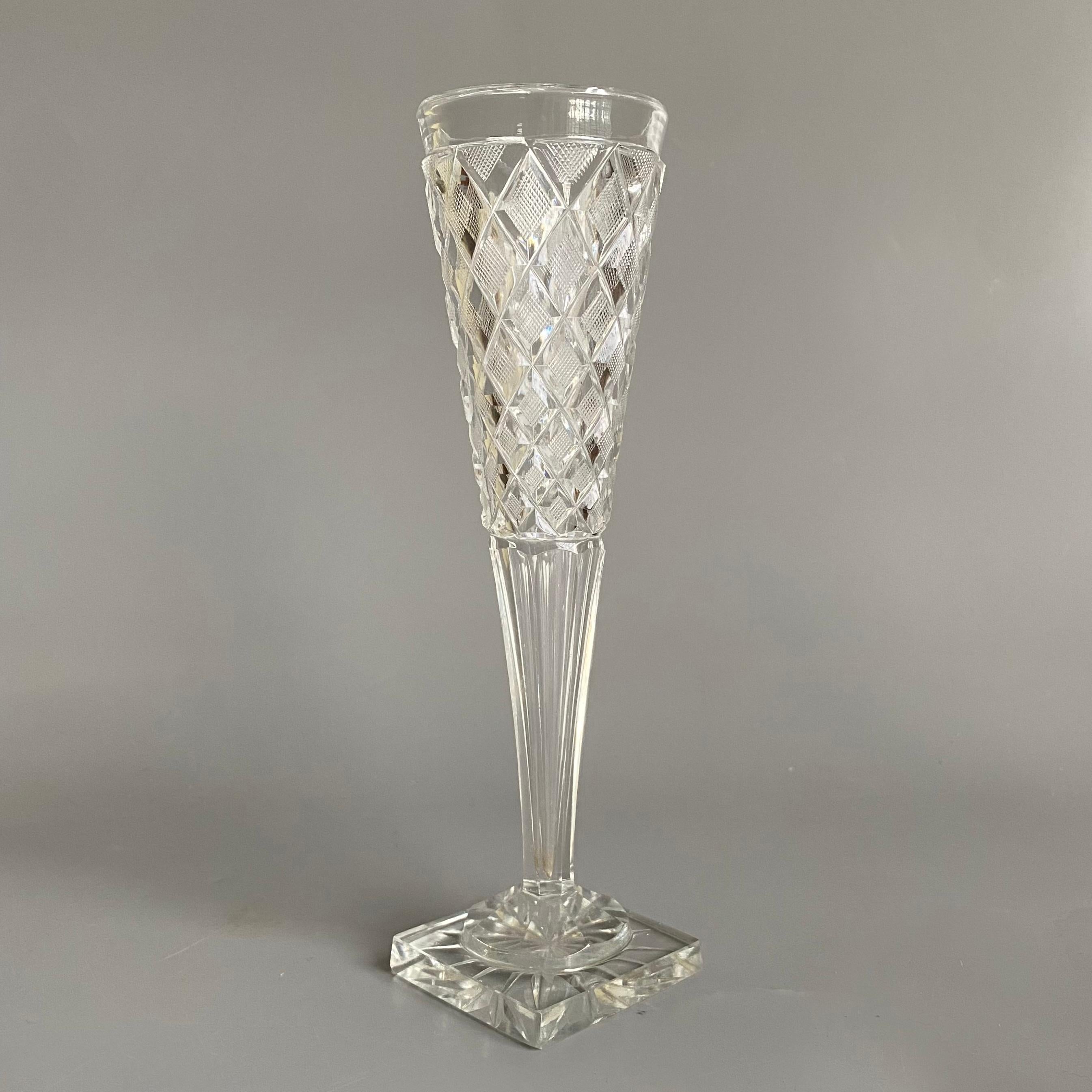 Fait main Importantes flûtes à champagne Empire de la fabrique Sainte Anne à Voneche, 1810 env. en vente