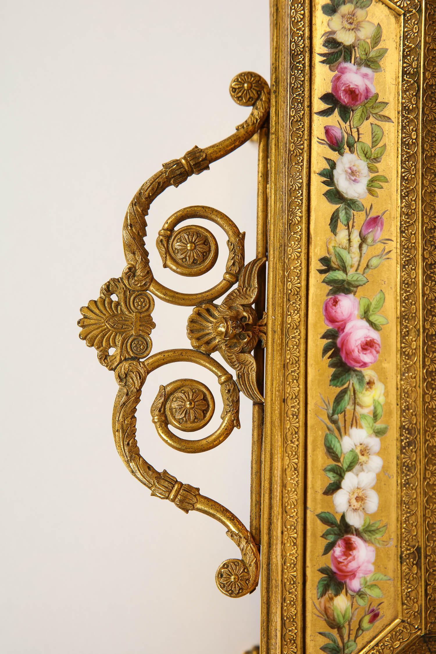 Début du XIXe siècle Important coffret/boîte/boîte à bijoux d'époque Empire en porcelaine de Paris et bronze doré en vente