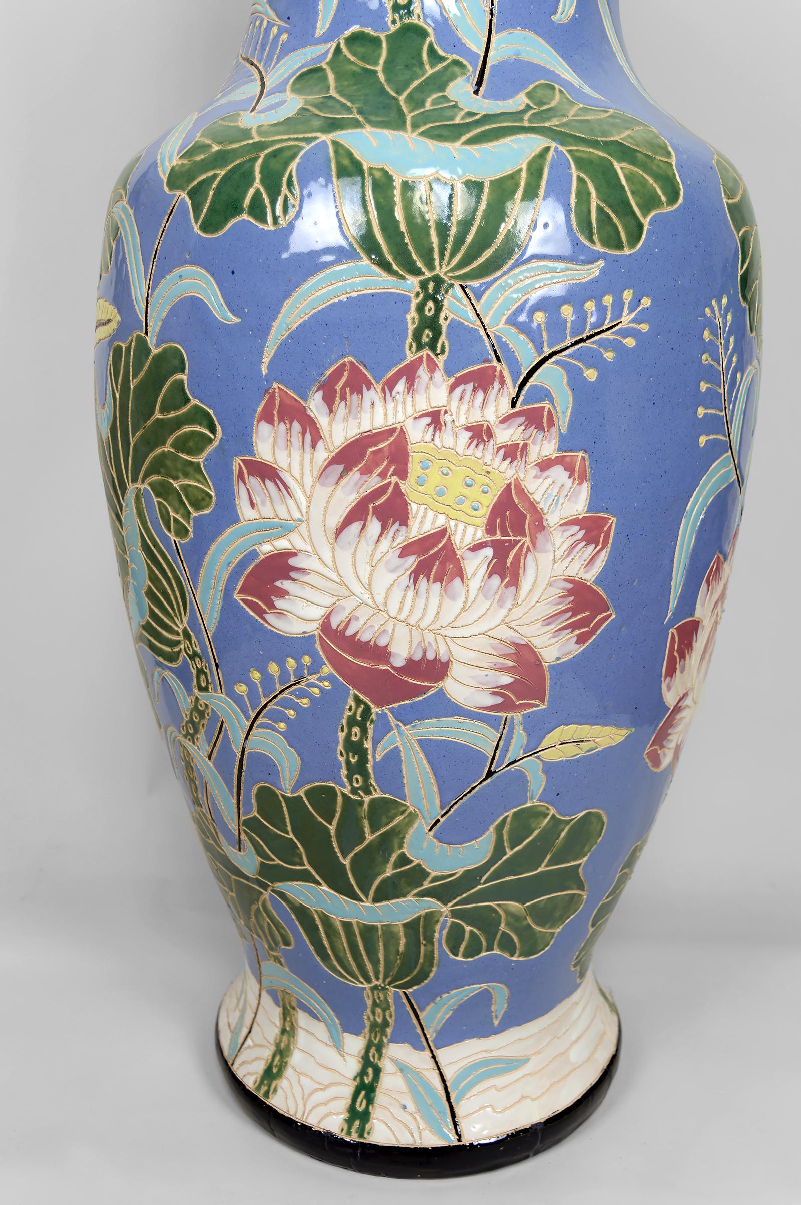 20ième siècle Important vase balustre en grès émaillé Bien Hoa, Indochina / Vietnam en vente