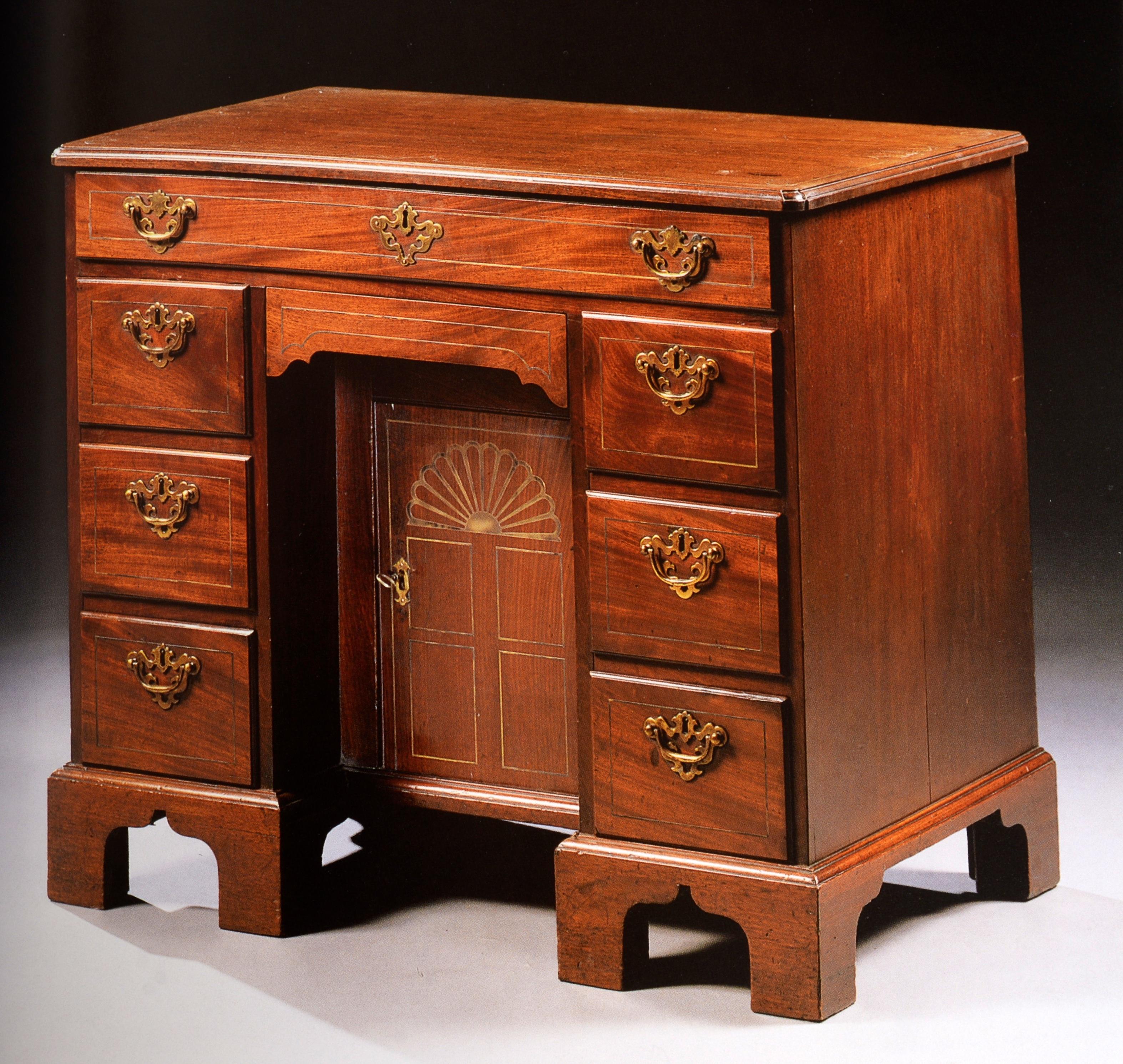 Important English Furniture & Robert Harman Collection of 18th/19thc Tea Caddies For Sale 13