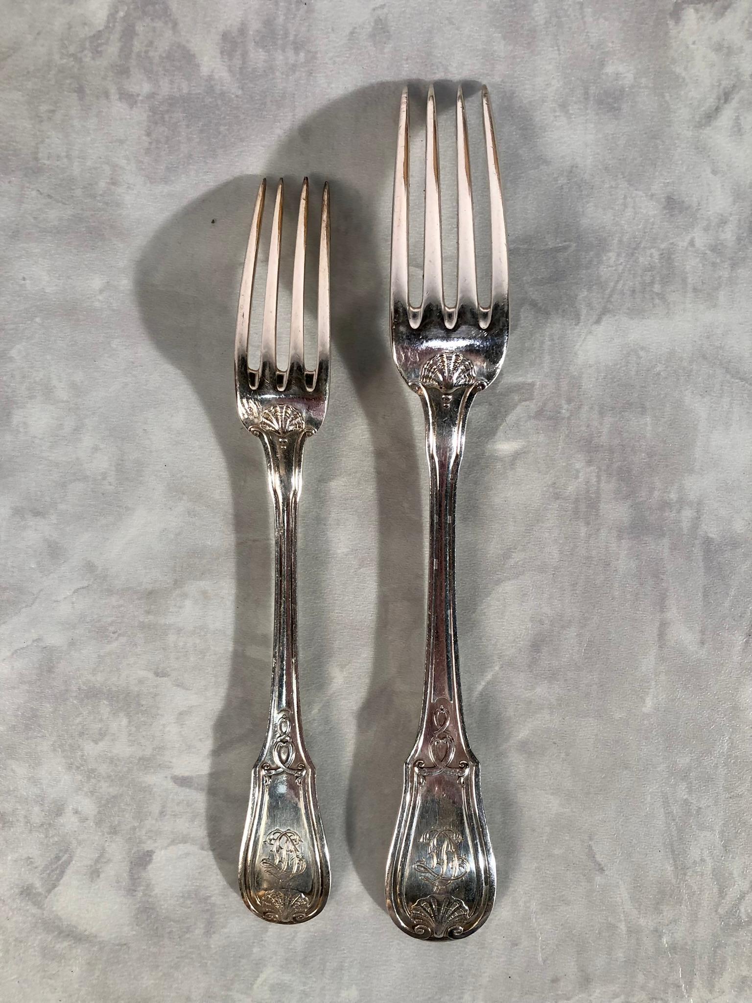 Late 19th Century Important Set Of 126 Pieces Of Cutlery In Sterling Silver By L.LAPAR For Sale