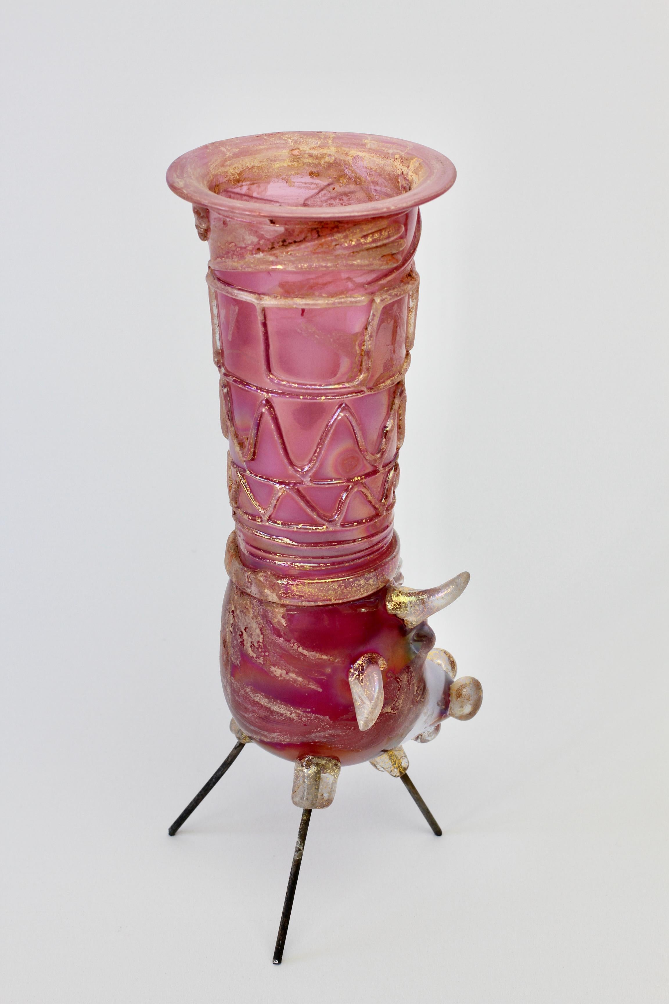 Mid-Century Modern Important Ermanno Nason for Cenedese Pink Italian Murano Glass Centrepiece Vase For Sale