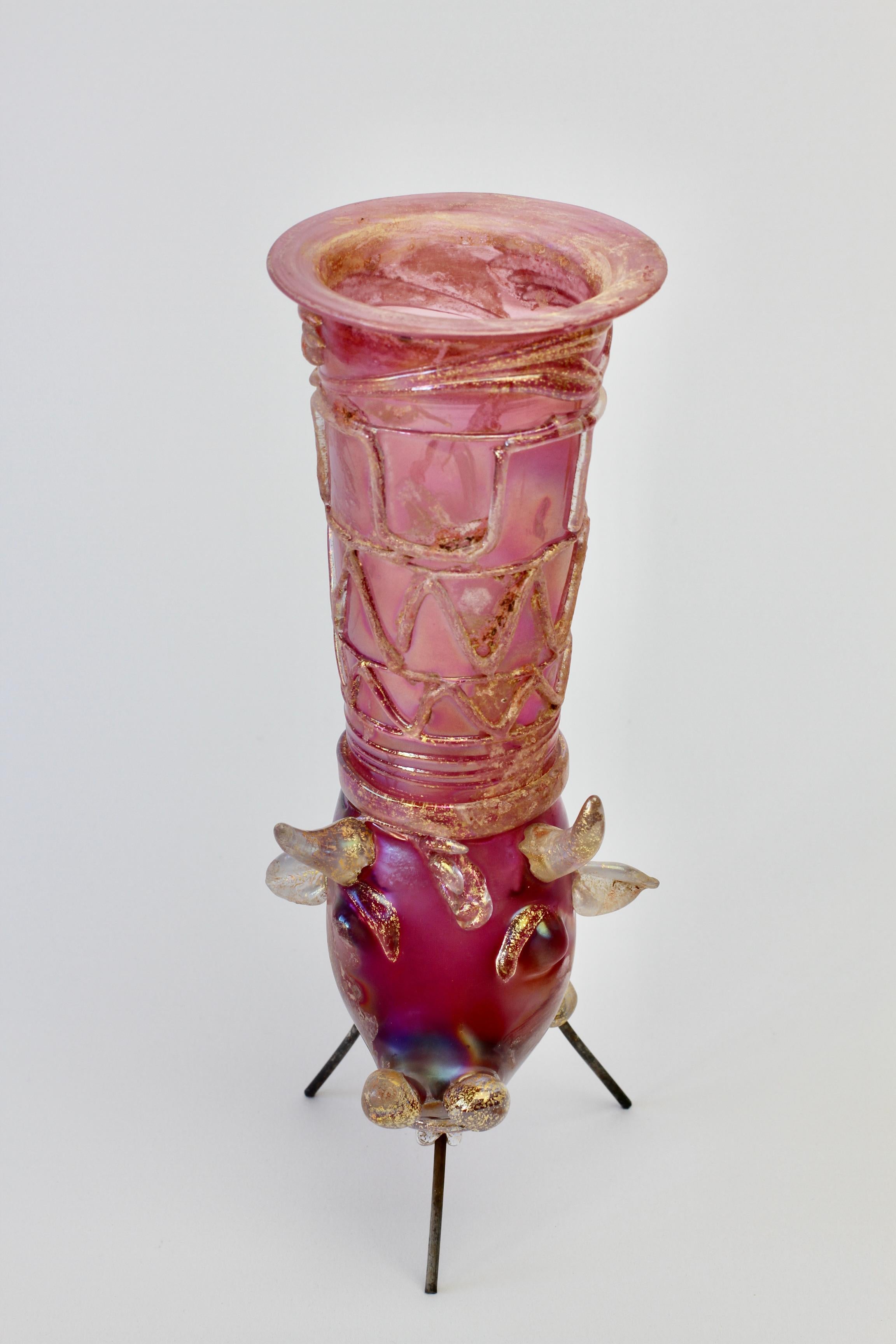 Important Ermanno Nason for Cenedese Pink Italian Murano Glass Centrepiece Vase In Excellent Condition For Sale In Landau an der Isar, Bayern