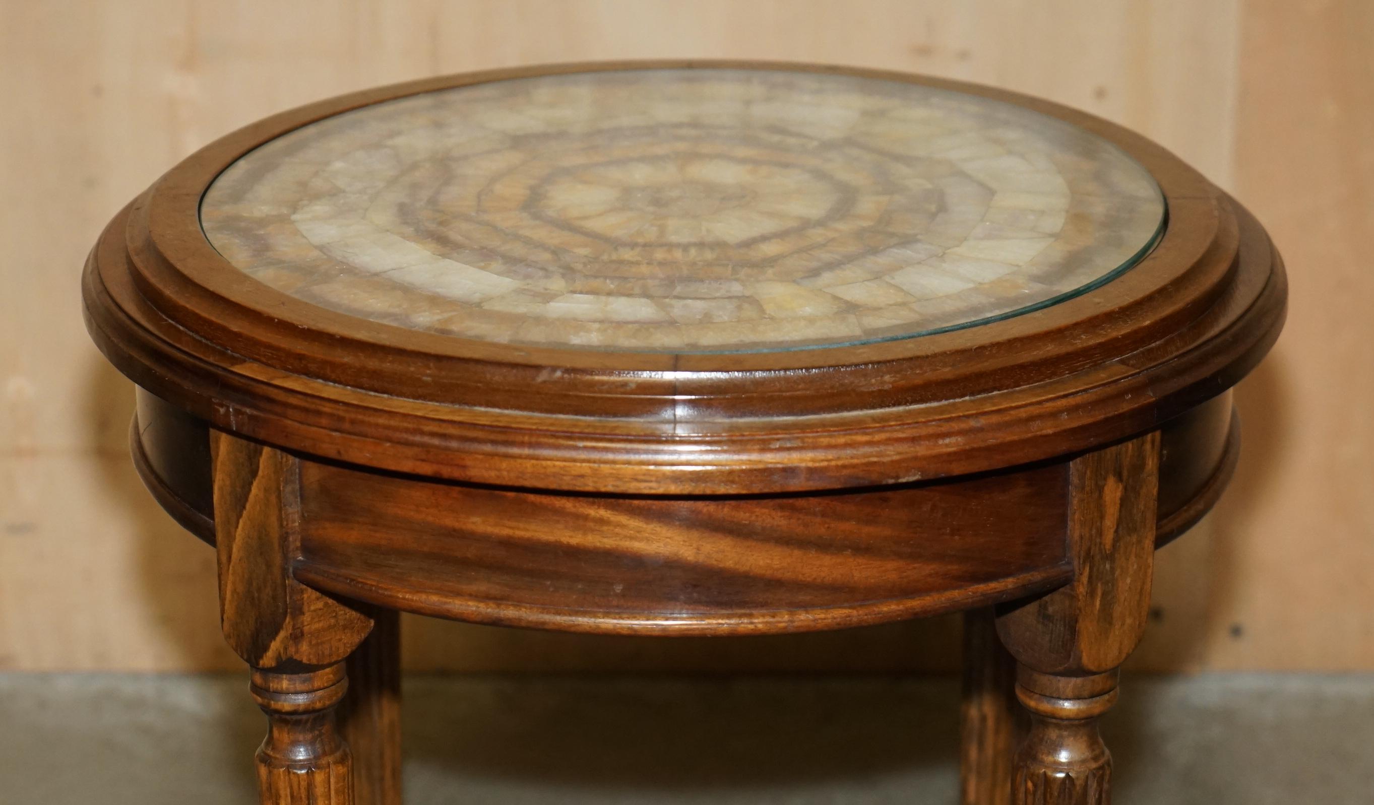 Victorien IMPORTANTE EXQUISITE ANTiQUE VICTORIENNE BLEUE TABLE D'ENDROIT D'ACCOMPAGNEMENT IHN PLATEAUS en vente